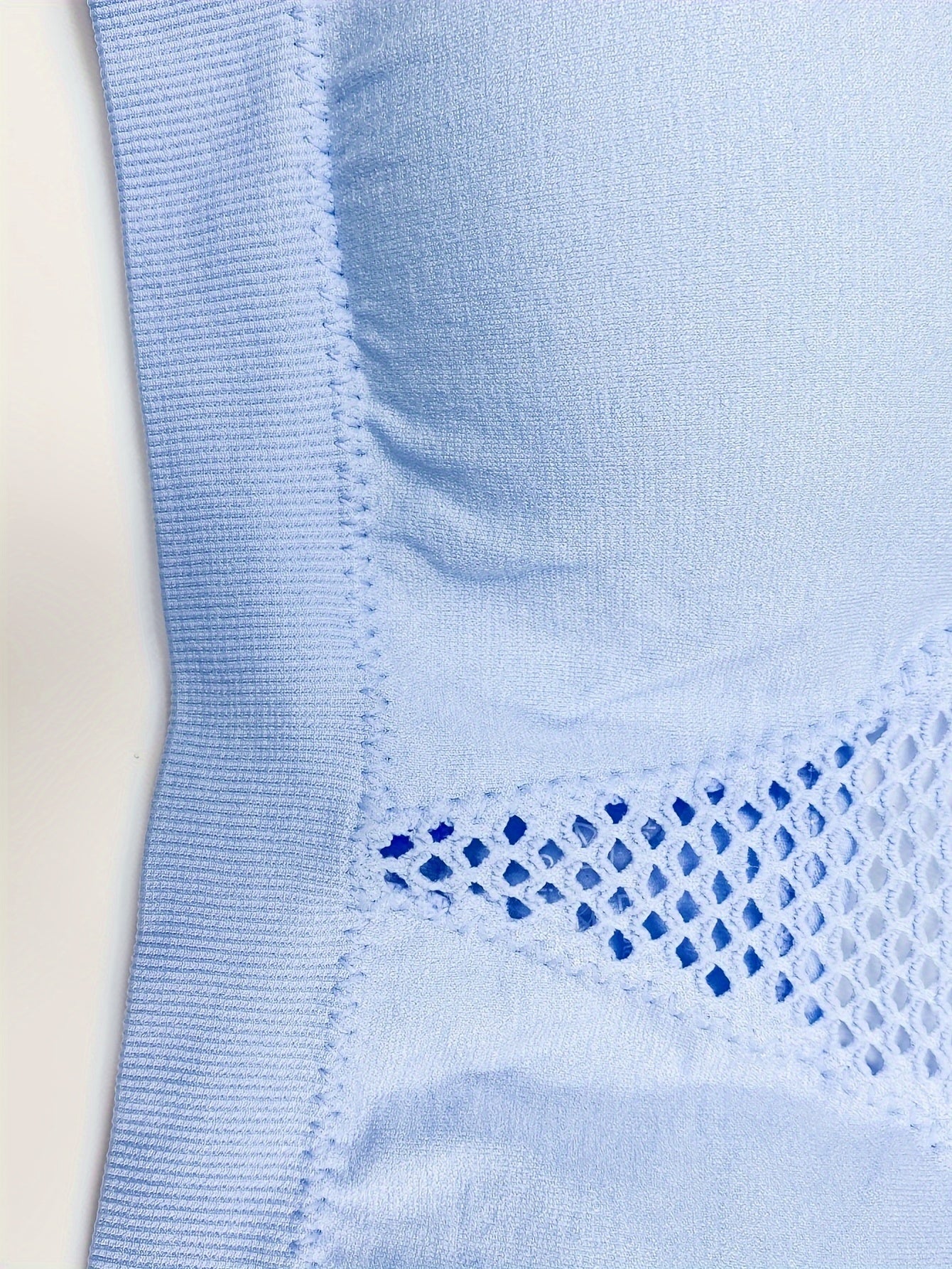 Plus-Size Seamless Sports Bra for Women Breathable Double Shoulder Design