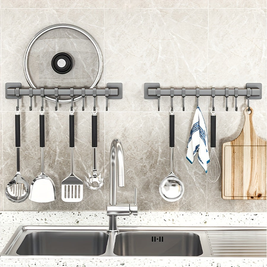 Kuchka devoriga o'rnatiladigan idish-tovoq tashkilotchisi qafaslari va polka bilan harakatlanuvchi ganchlar bilan