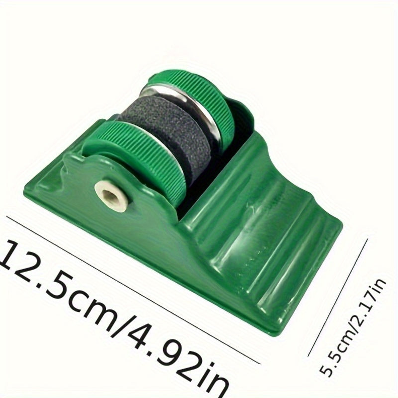 Portativ qoʻl bilan ishlovchi pichoq silliqlash mashinasi, yopishmaydigan asos bilan kichik o‘lchamda, mustahkam PP materialidan tayyorlangan. Zaryadlash yoki batareyalar talab qilinmaydi, uy va sayohat uchun muhim.