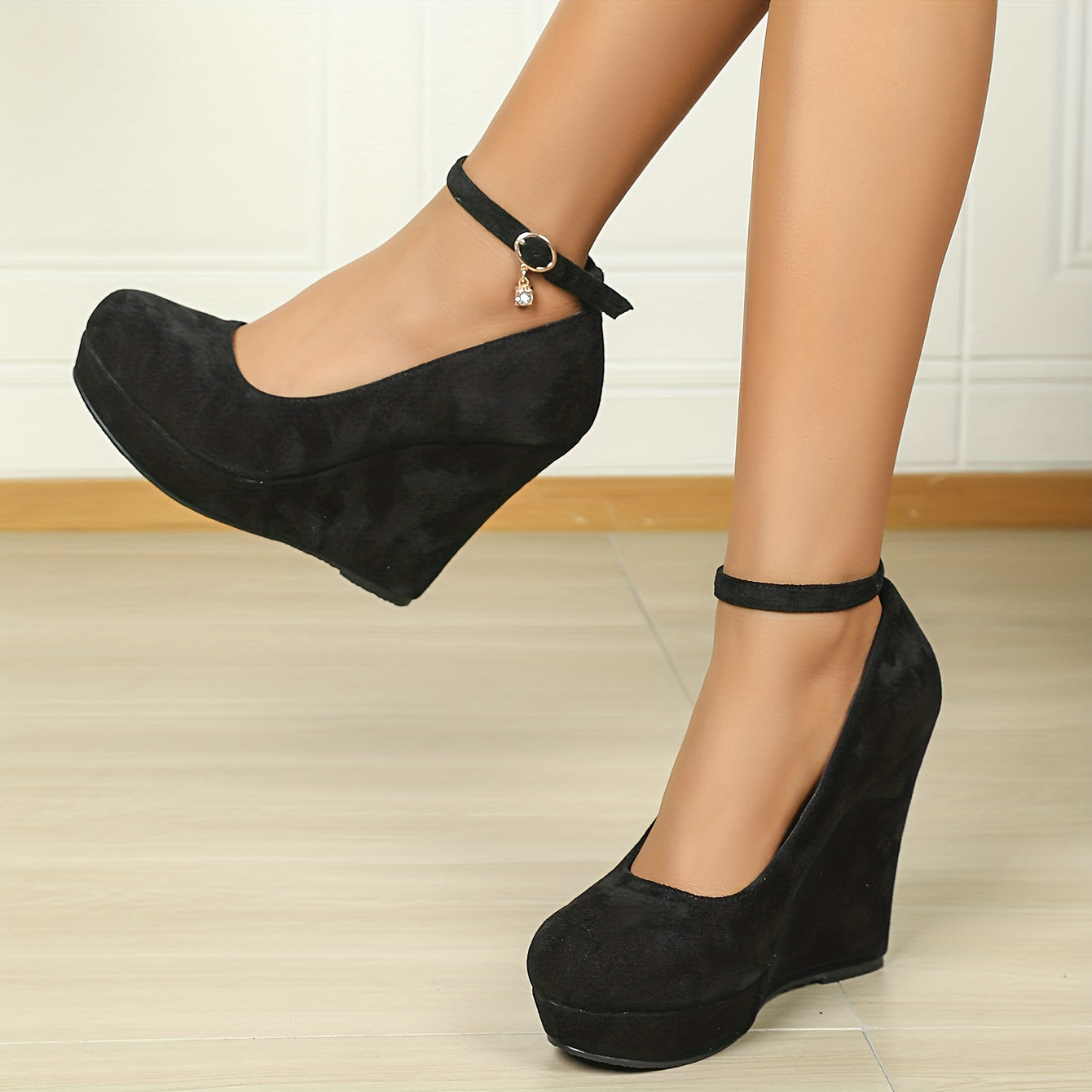 Women's Solid Color Wedge Heel Shoes Platform Pumps with Buckle Strap