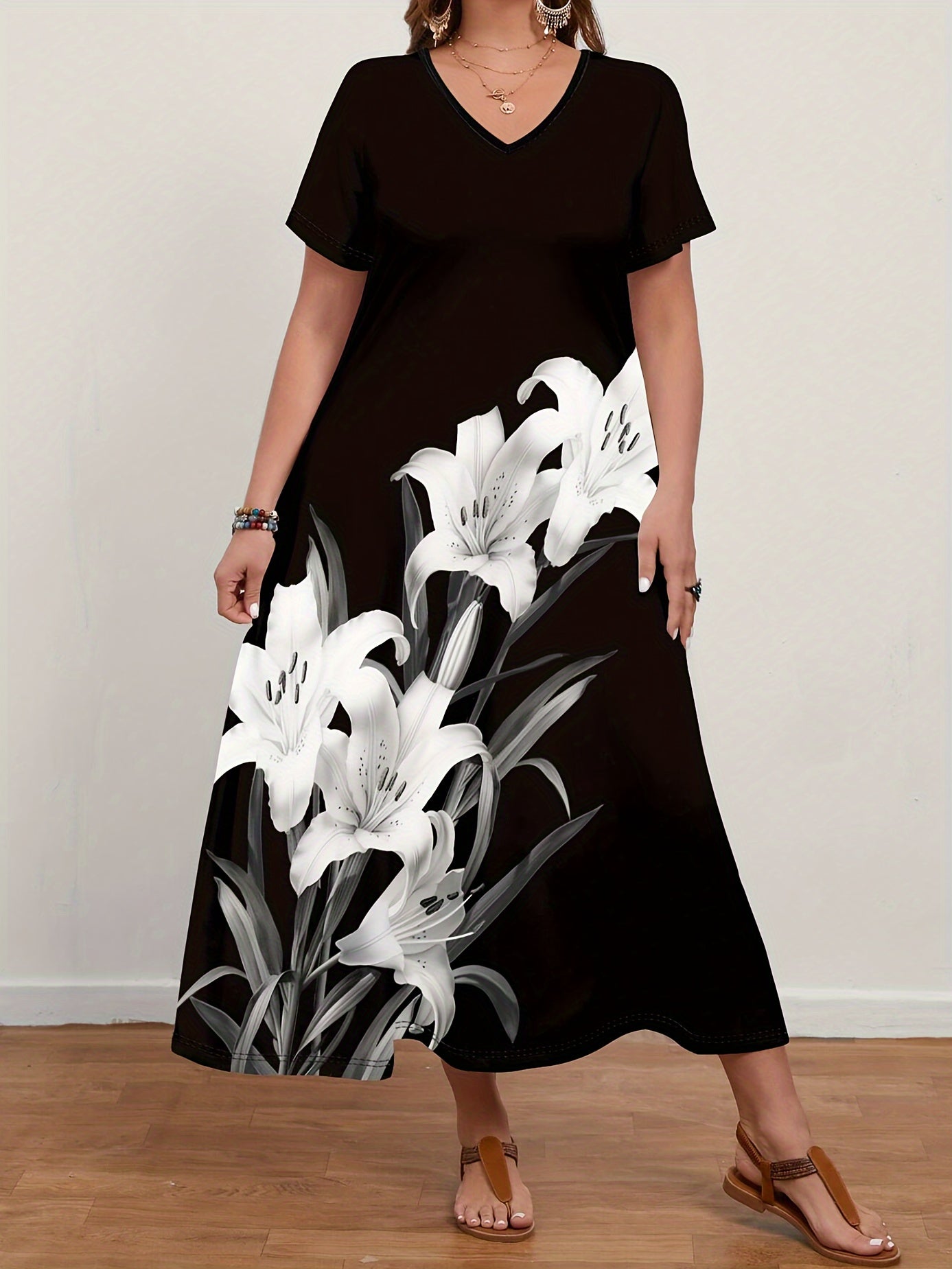 Plus Size Floral Print Maxi Dress for Spring Summer V-Neck Polyester