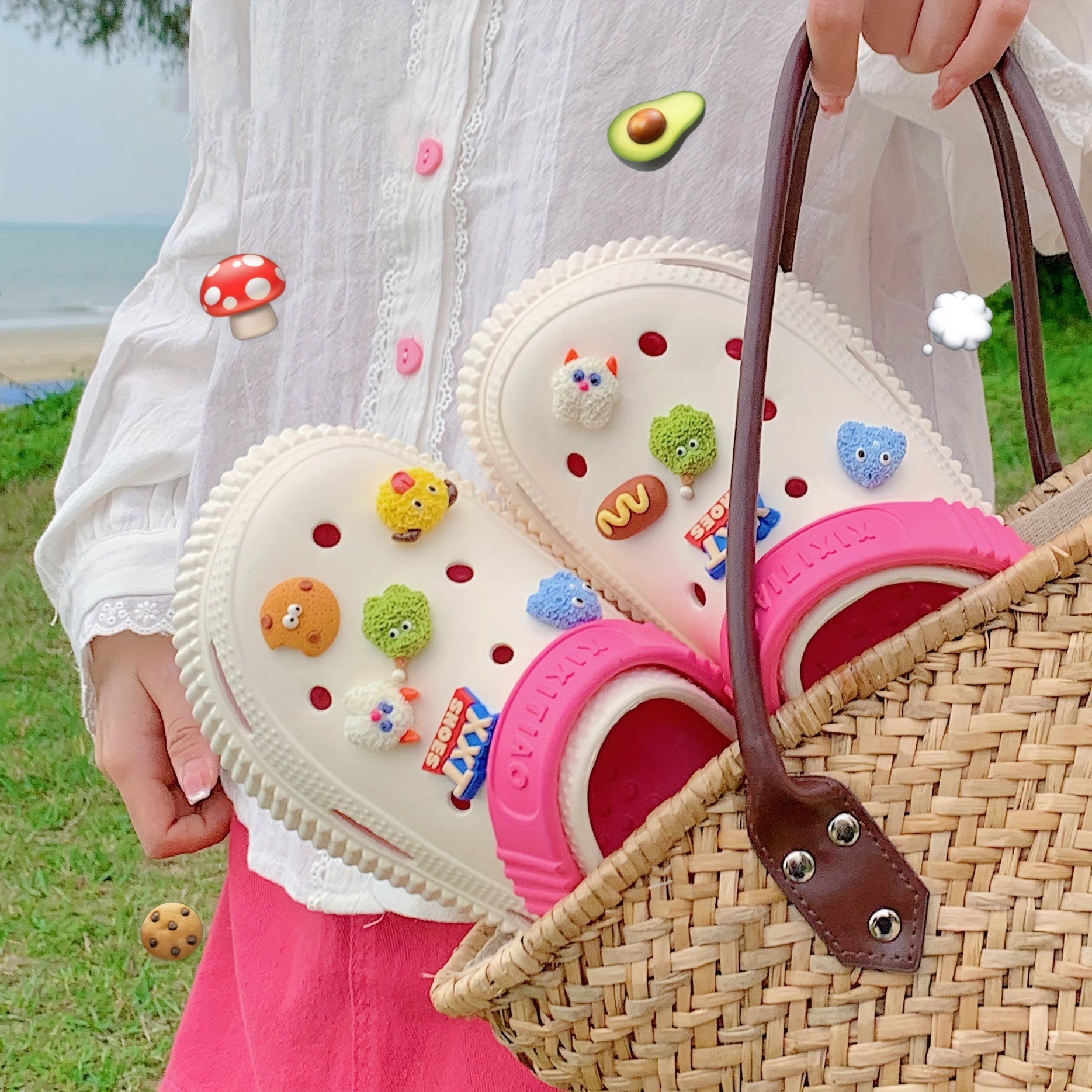 Women's Hollow-Out Slide Sandals EVA Non-Slip Animal Cartoon Summer Spring