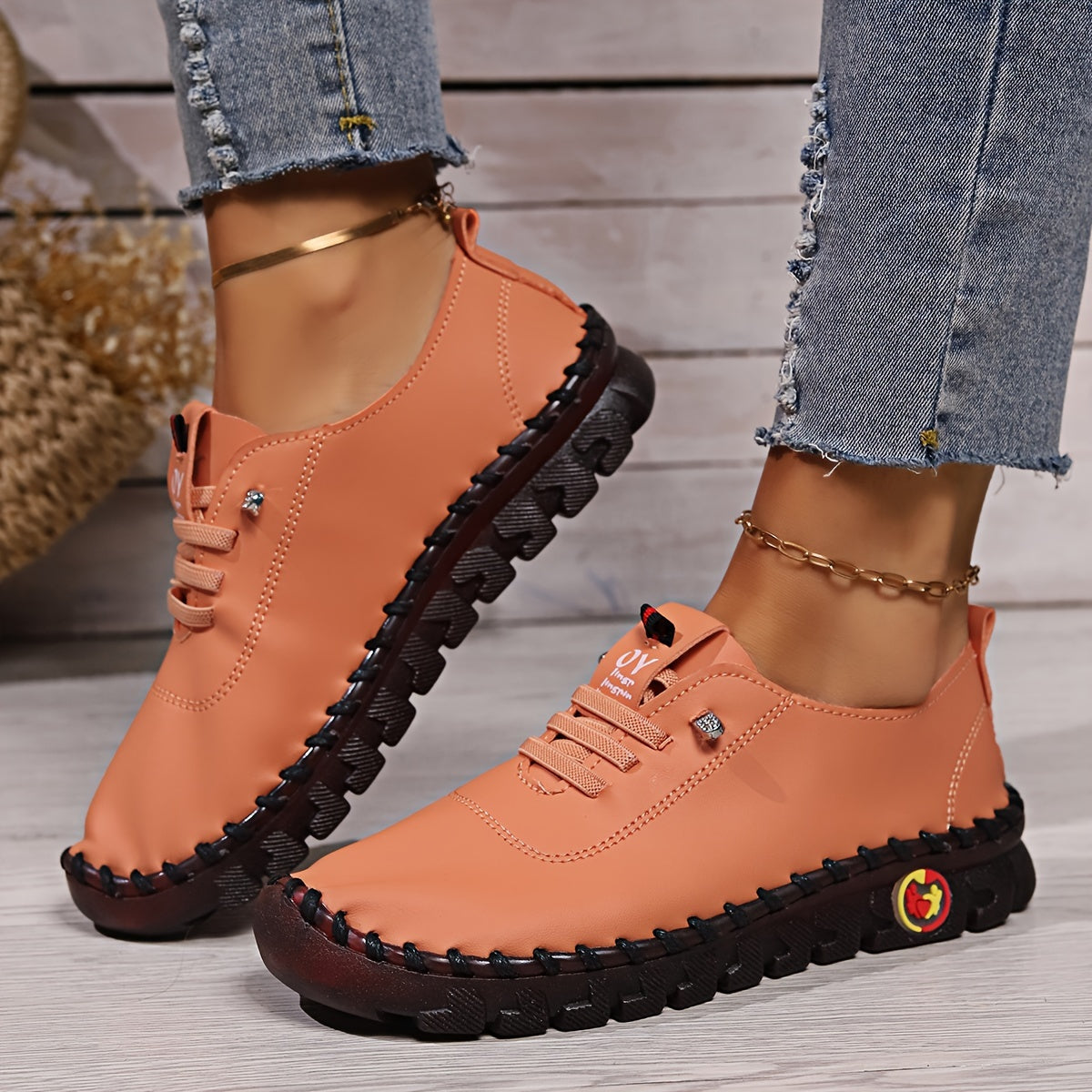 Women's Casual Sneakers Solid Color Slip-On Walking Shoes