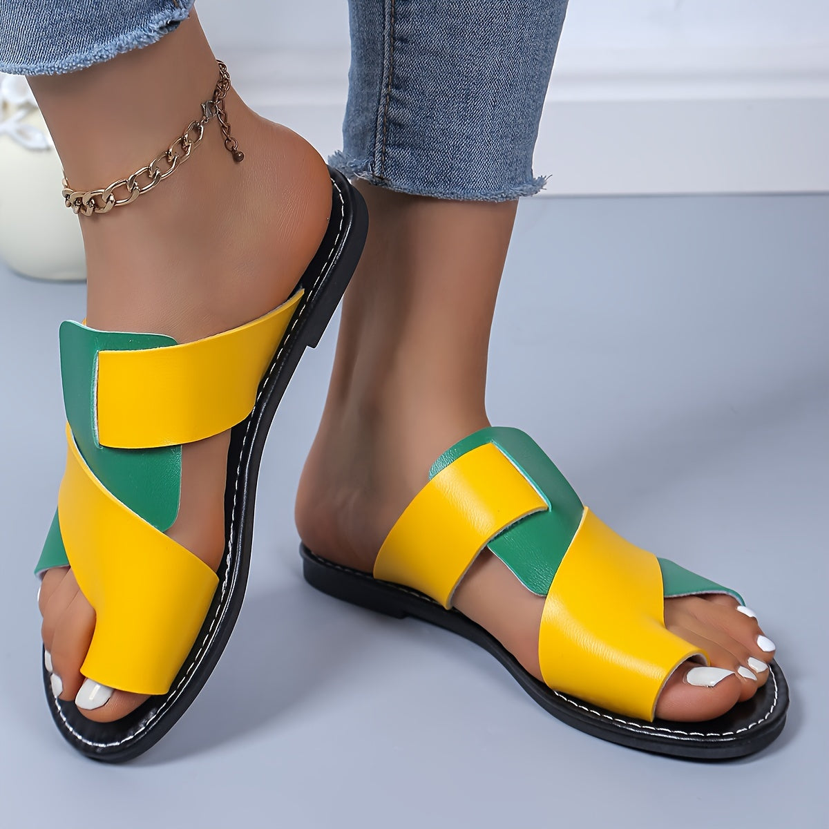 Women's Color Block Summer Flat Toe Sandals Breathable Comfort