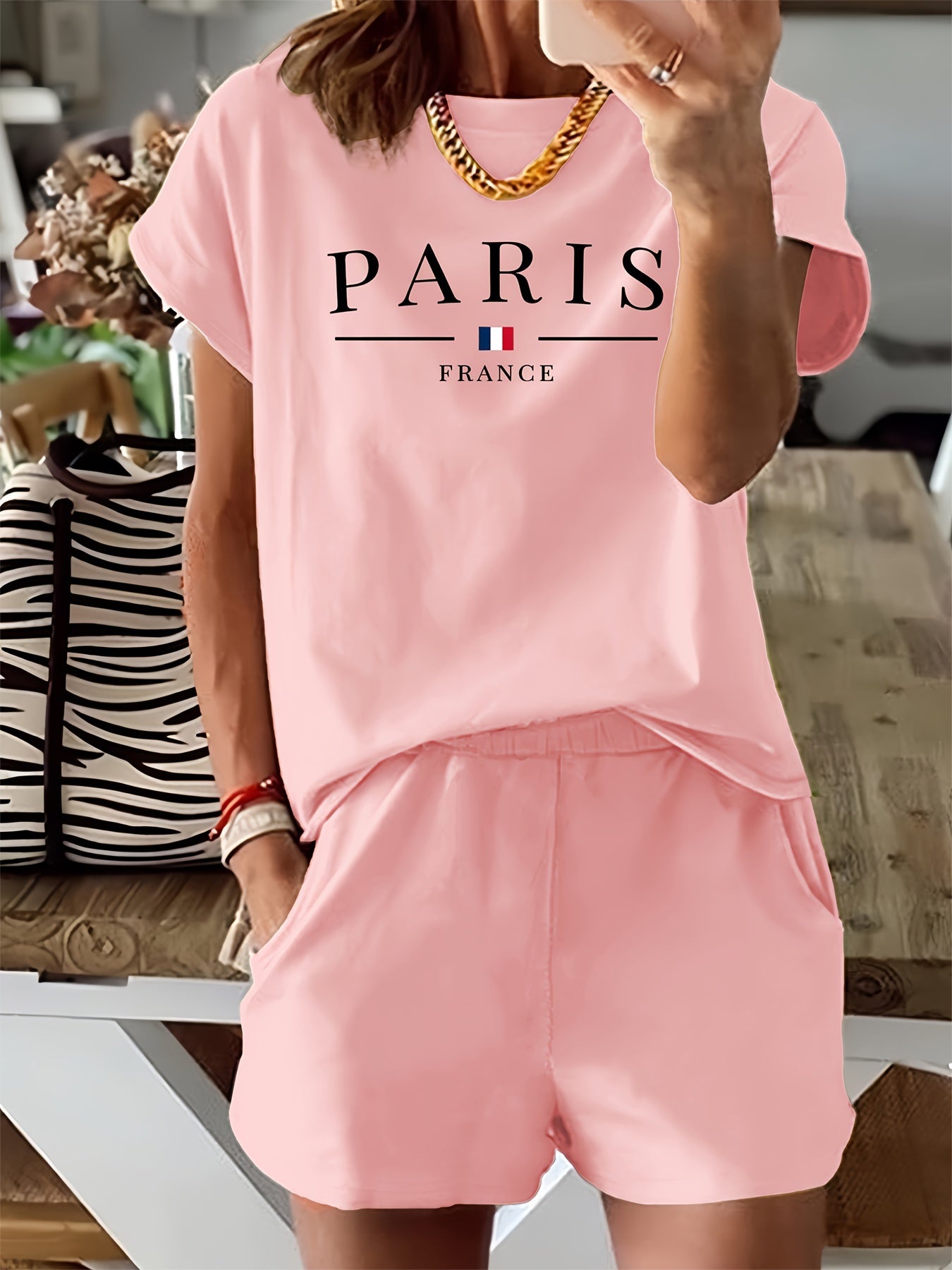 Women's Two-Piece Set with Paris Letter Print Short Sleeve T-Shirt and Shorts Polyester Elastane All-Season