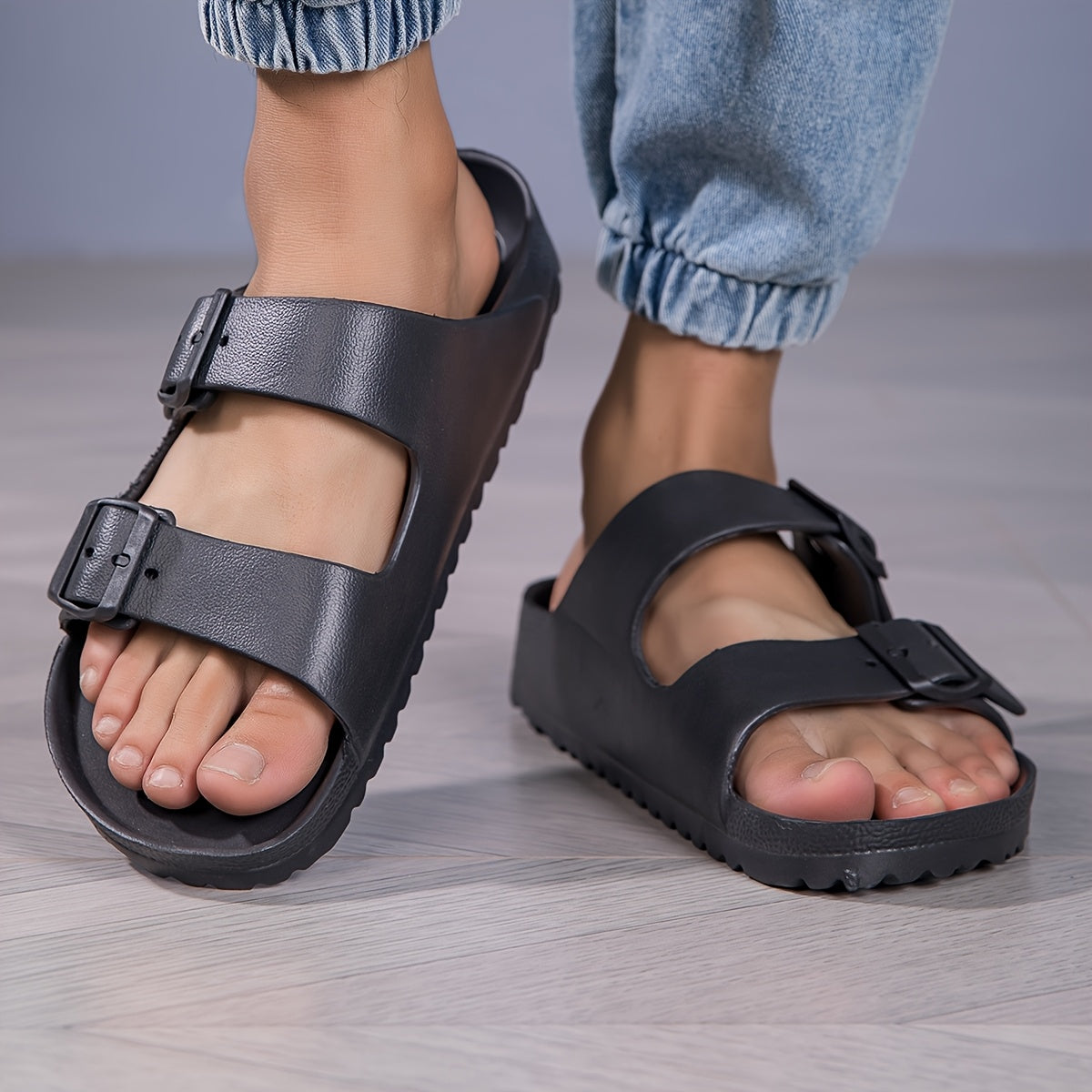 Ayollar uchun sozlanadigan tokchali tashqi flip-floplar, kundalik ichki va plyaj flip-floplari