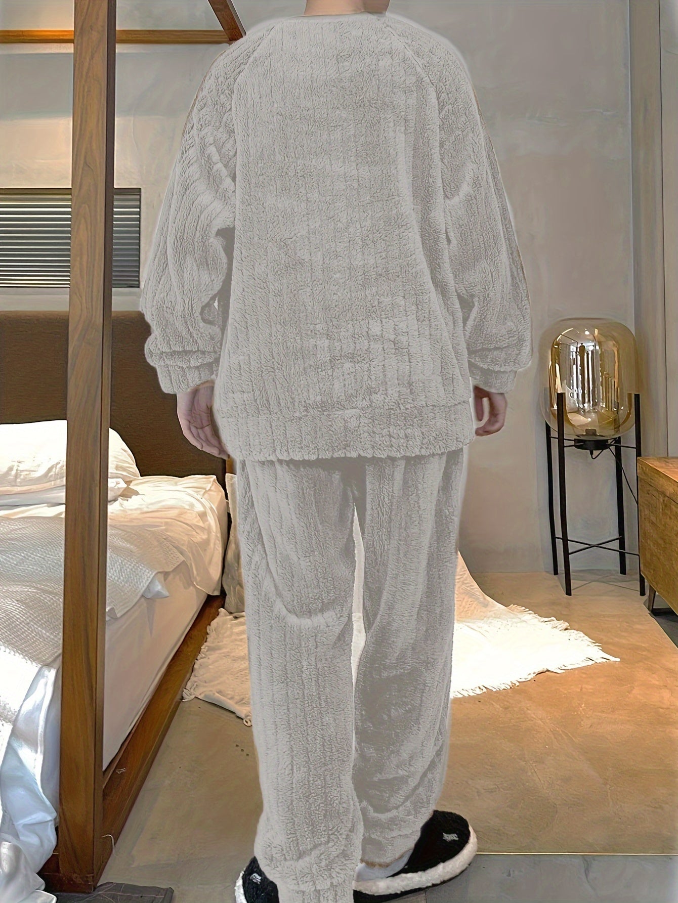 Men's Flannel Pajama Set with Tiger Print Long Sleeve Crew Neck Lounge Wear for Winter