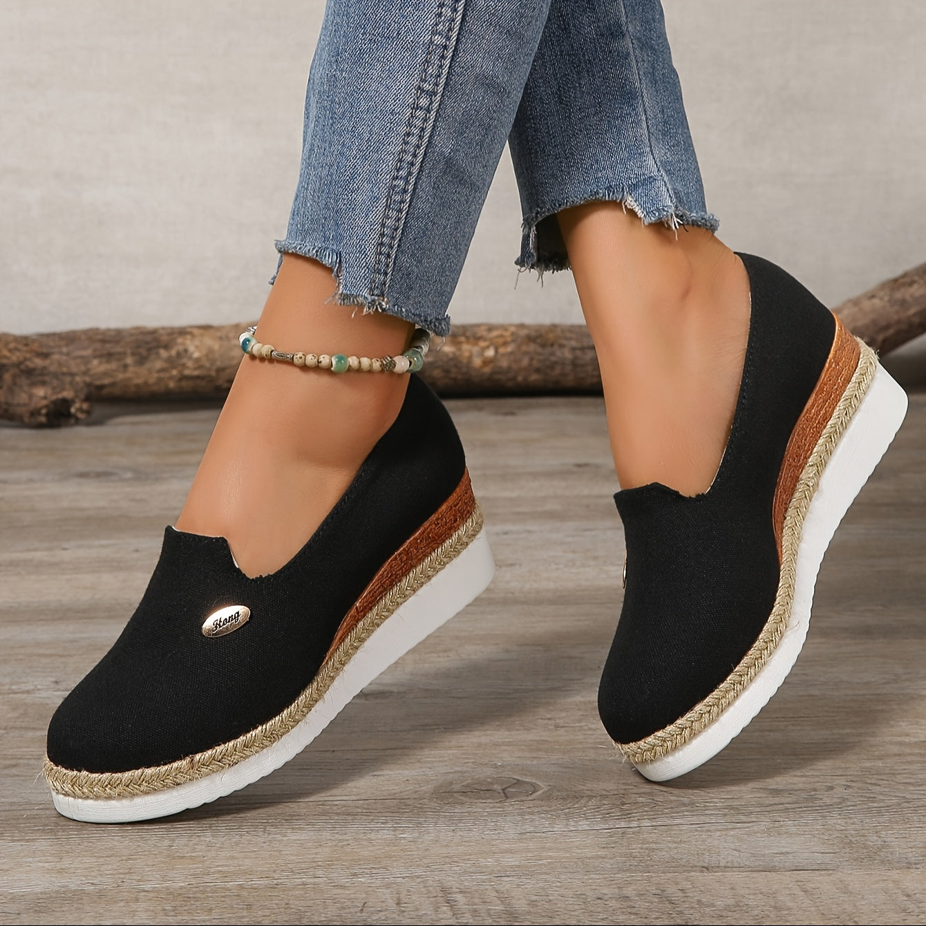 Plus Size Women's Slip-On Loafers With Cushioned Sole and Breathable Fabric