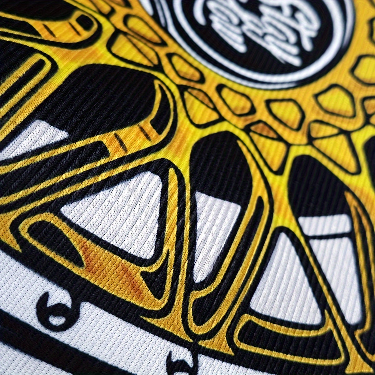 Прибрежный круглый коврик для ремонта 6 мм кристальный бархат противоскользящий с золотой каймой