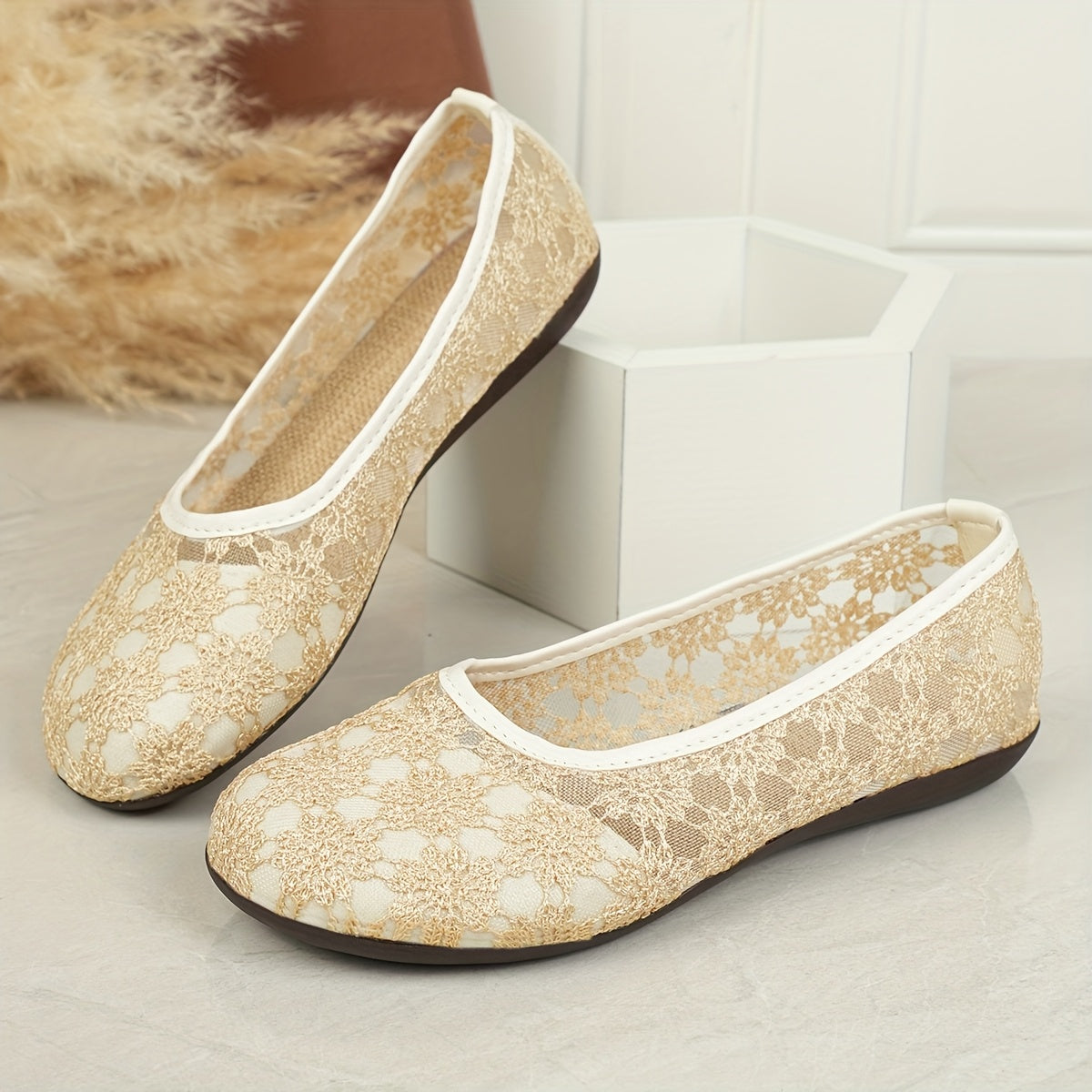 Ayollar uchun balet tufli bilan gulli korsaj nafas oladigan slip-on kundalik poyafzal