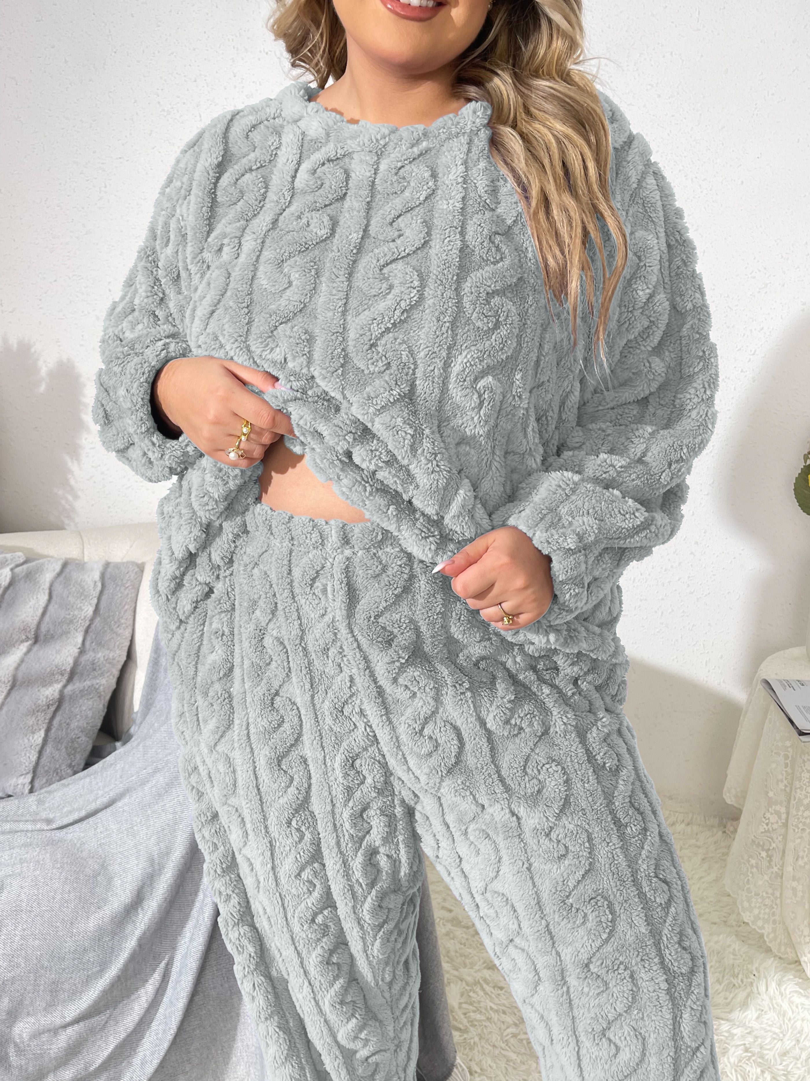 Plus Size Women's Flannel Pajama Set Long Sleeve Loungewear Two Piece