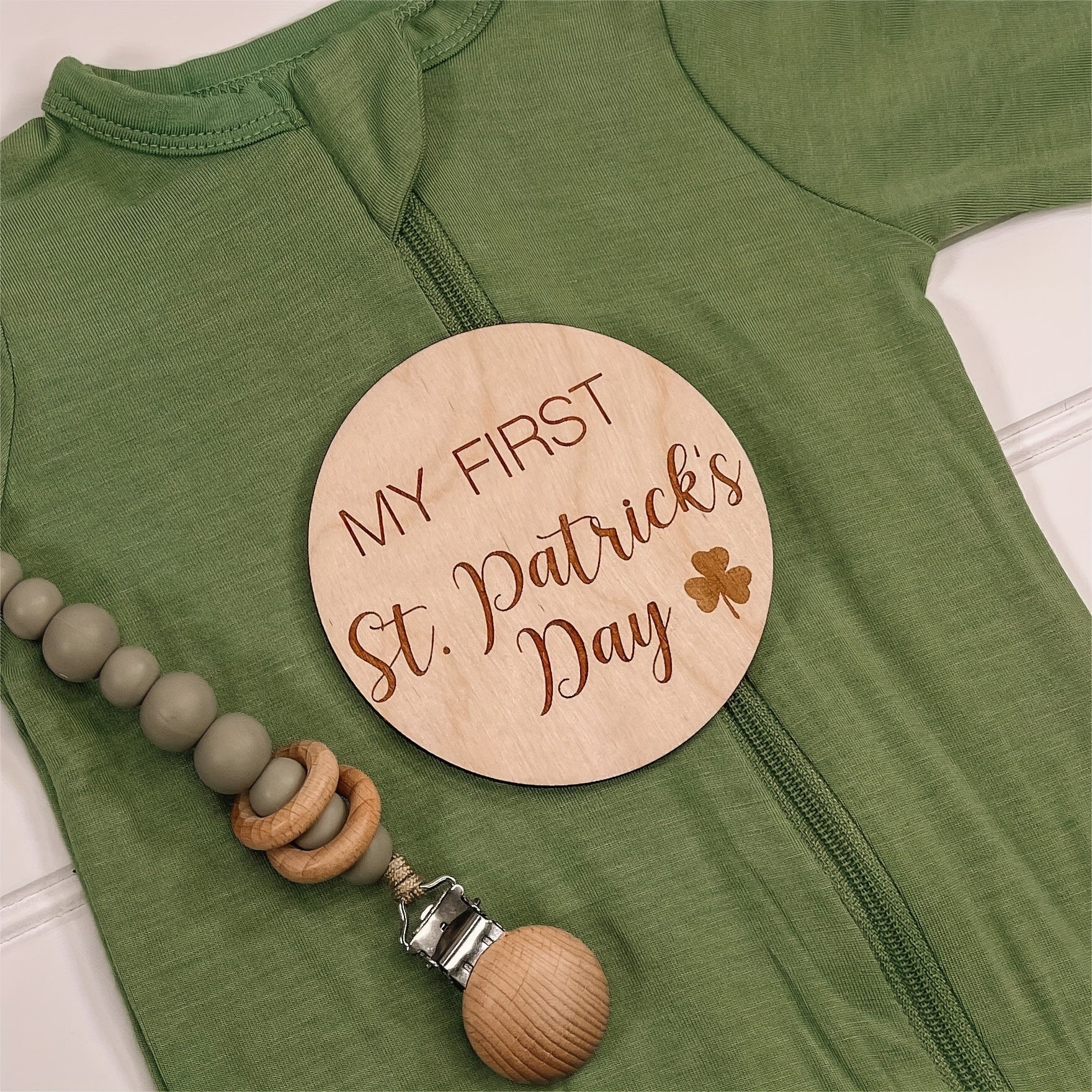 Запечатлейте рост вашего малыша с помощью 10 деревянных карточек для ежемесячных вех, в комплекте с легким деревянным фотодиском для Хэллоуина, Дня благодарения и рождественских подарков.