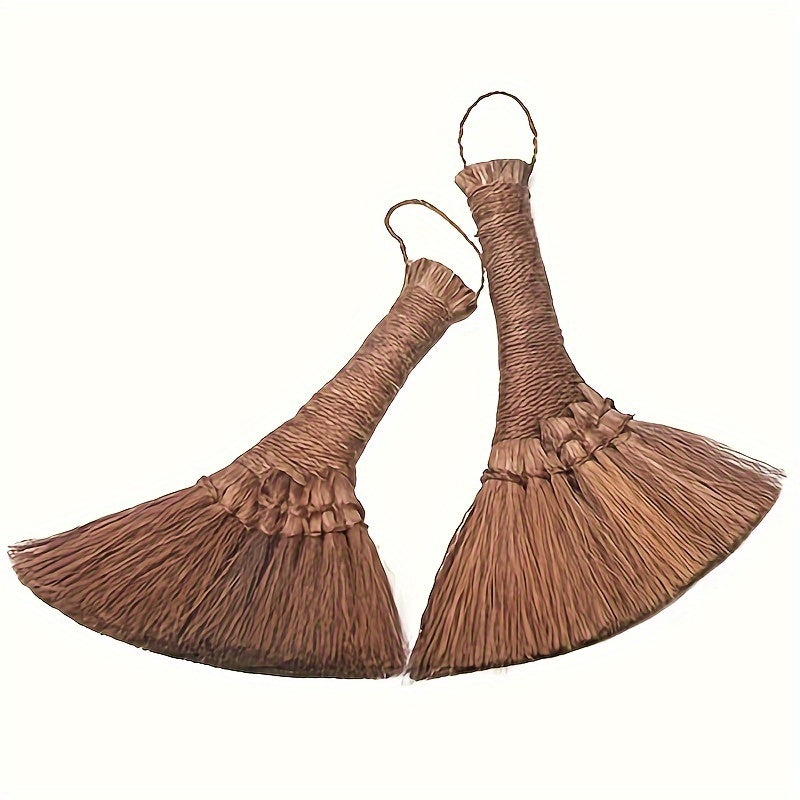 Qo'l bilan tayyorlangan palma cho'tkasi yotoqxonalarda va yashash xonalarida yumshoq chang tozalash uchun, tabiiy kokos tolasi cho'tkasi, elektr talab qilinmaydi.