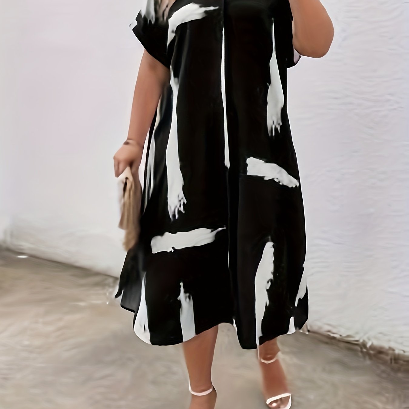 Women's Plus Size Casual Dress with Brush Print V-Neck Batwing Sleeve Polyester