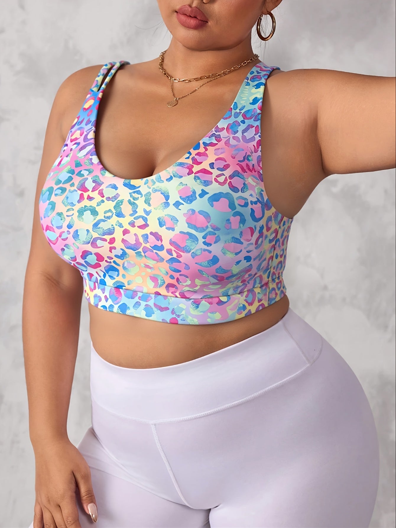 Plus Size Women's Yoga Sports Bra with Chest Pad for Running and Fitness