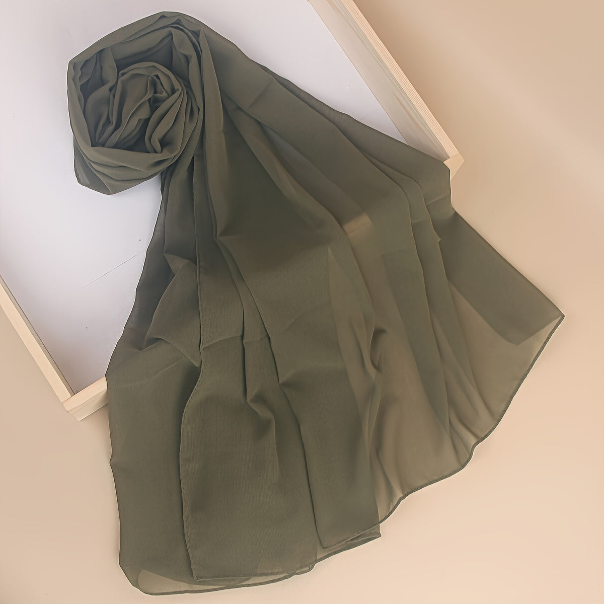 Ayollar uchun marvaridli hashamatli toʻliq rangli chiffon hijab turban sharf