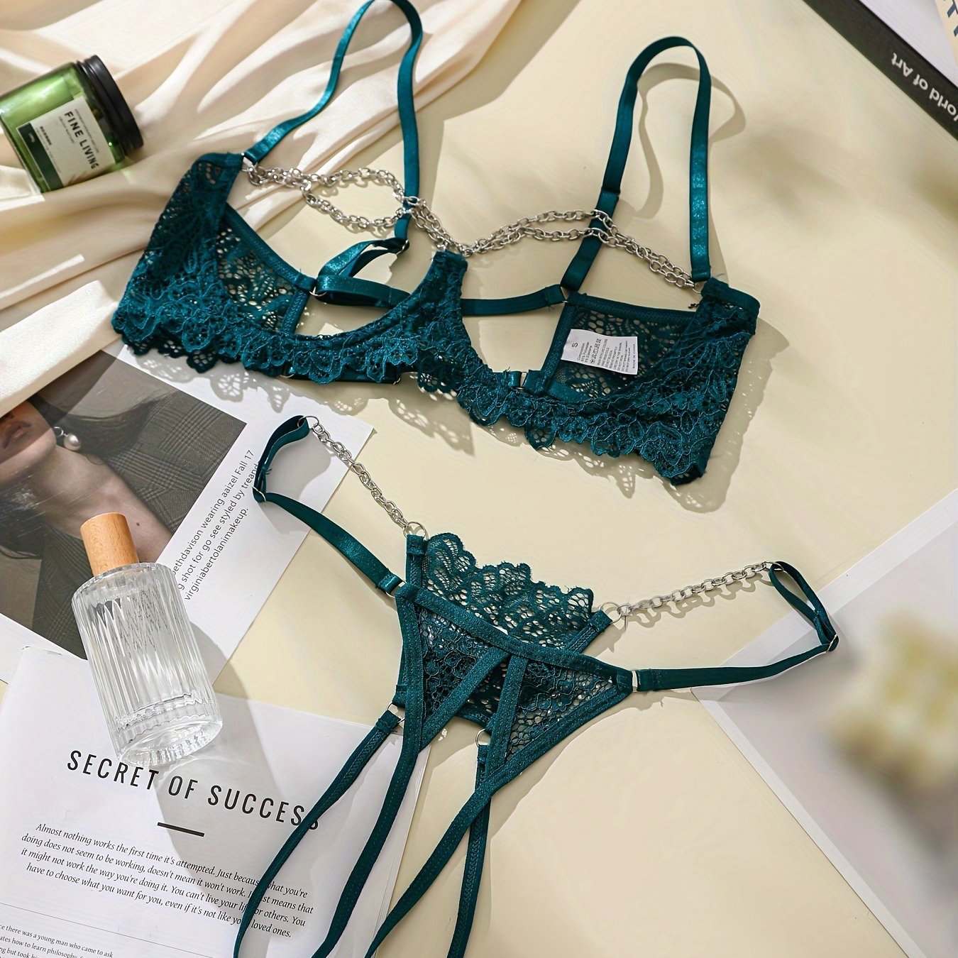 Backless Lace Lingerie Set with Chain Edges for Seductive Wear