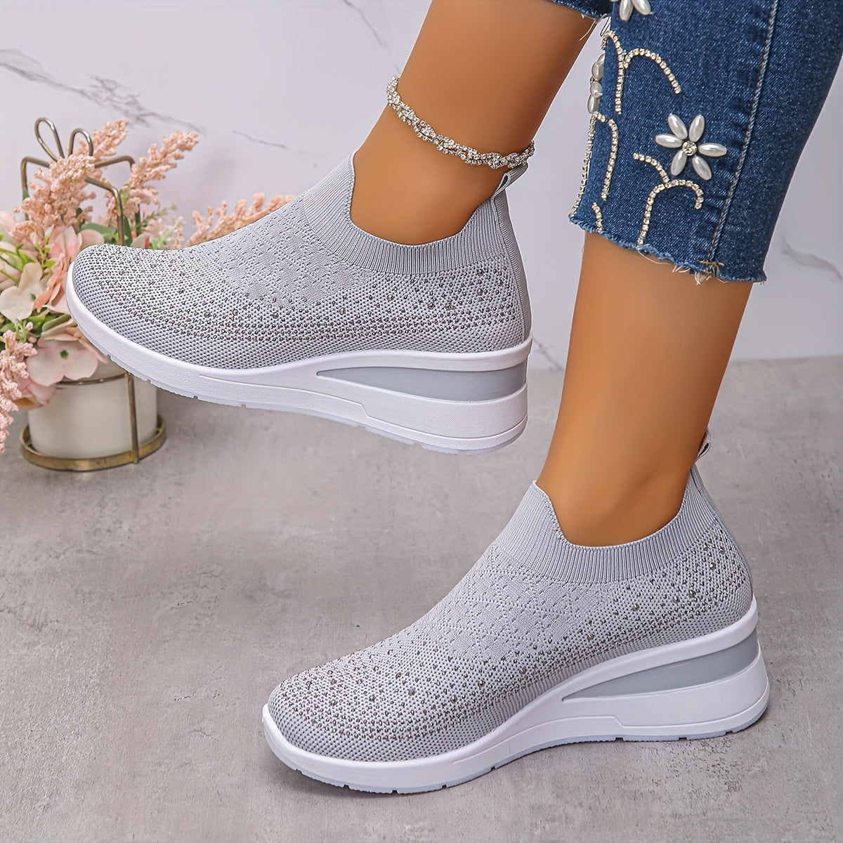 Women's Slip-On Sneakers Black with Platform Sole Cushioned Insole