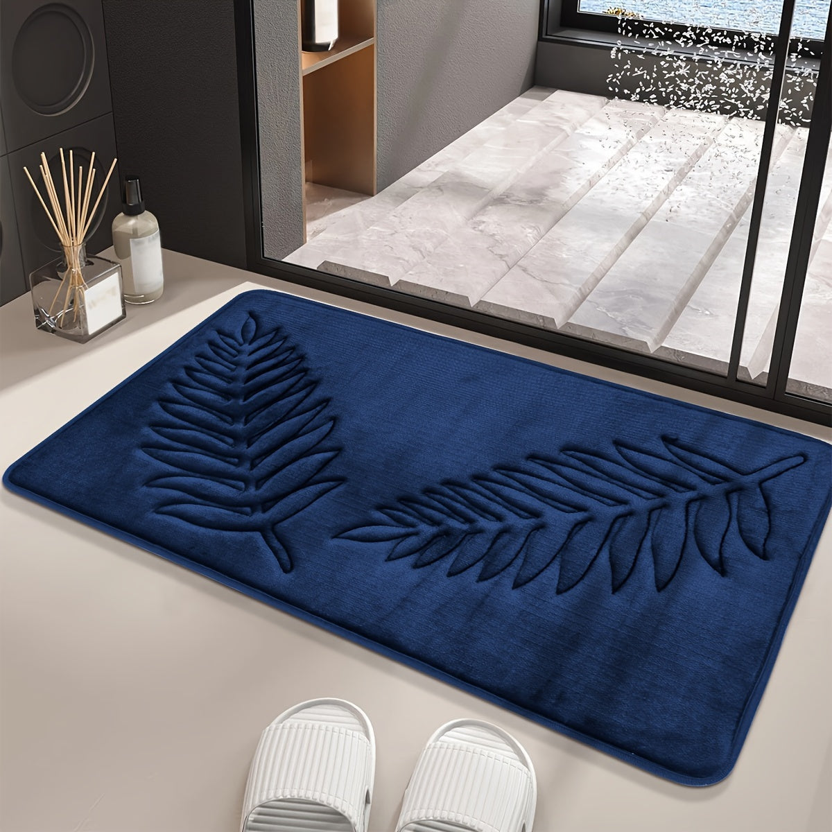 Non-Slip Leaf Pattern Bathroom Mat Absorbent Quick-Dry Polyester Rug