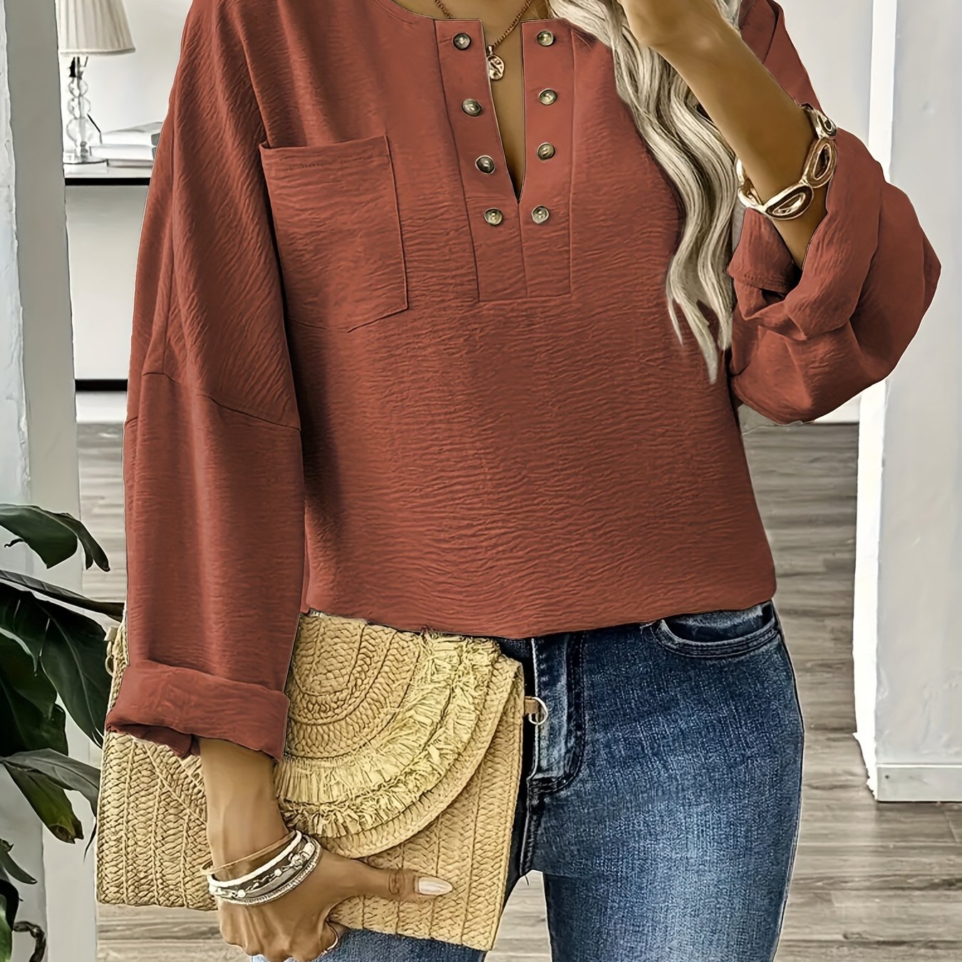 Women's Large Size Long Sleeve Woven Shirt for Spring and Fall