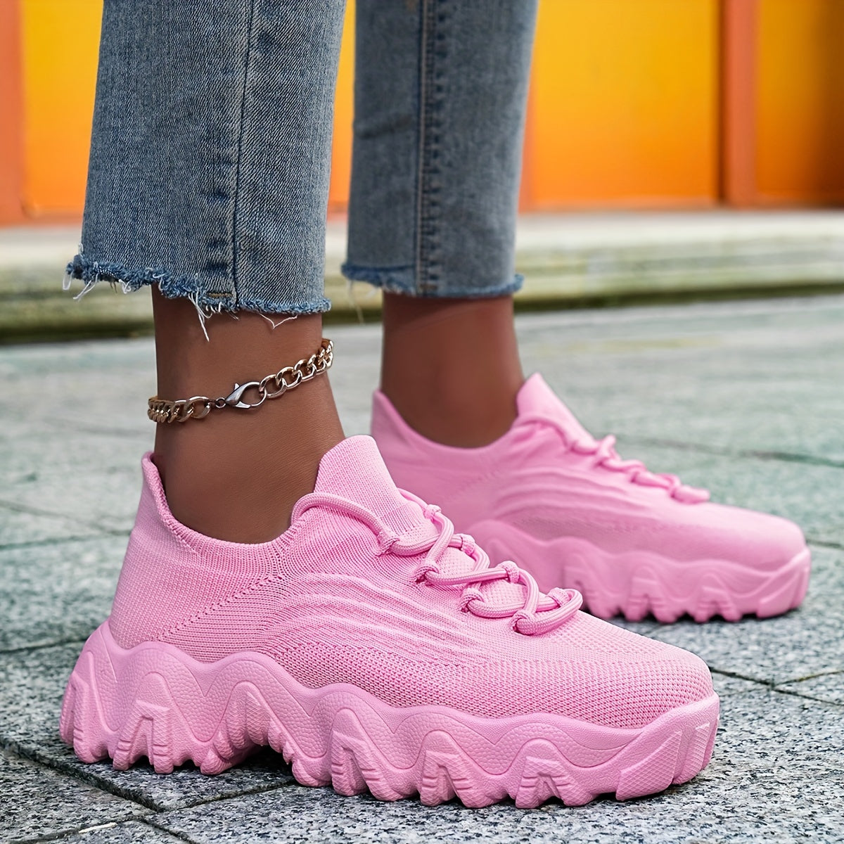 Women's Breathable Casual Sneakers Low Top Lace-Up Shoes for Outdoor Use