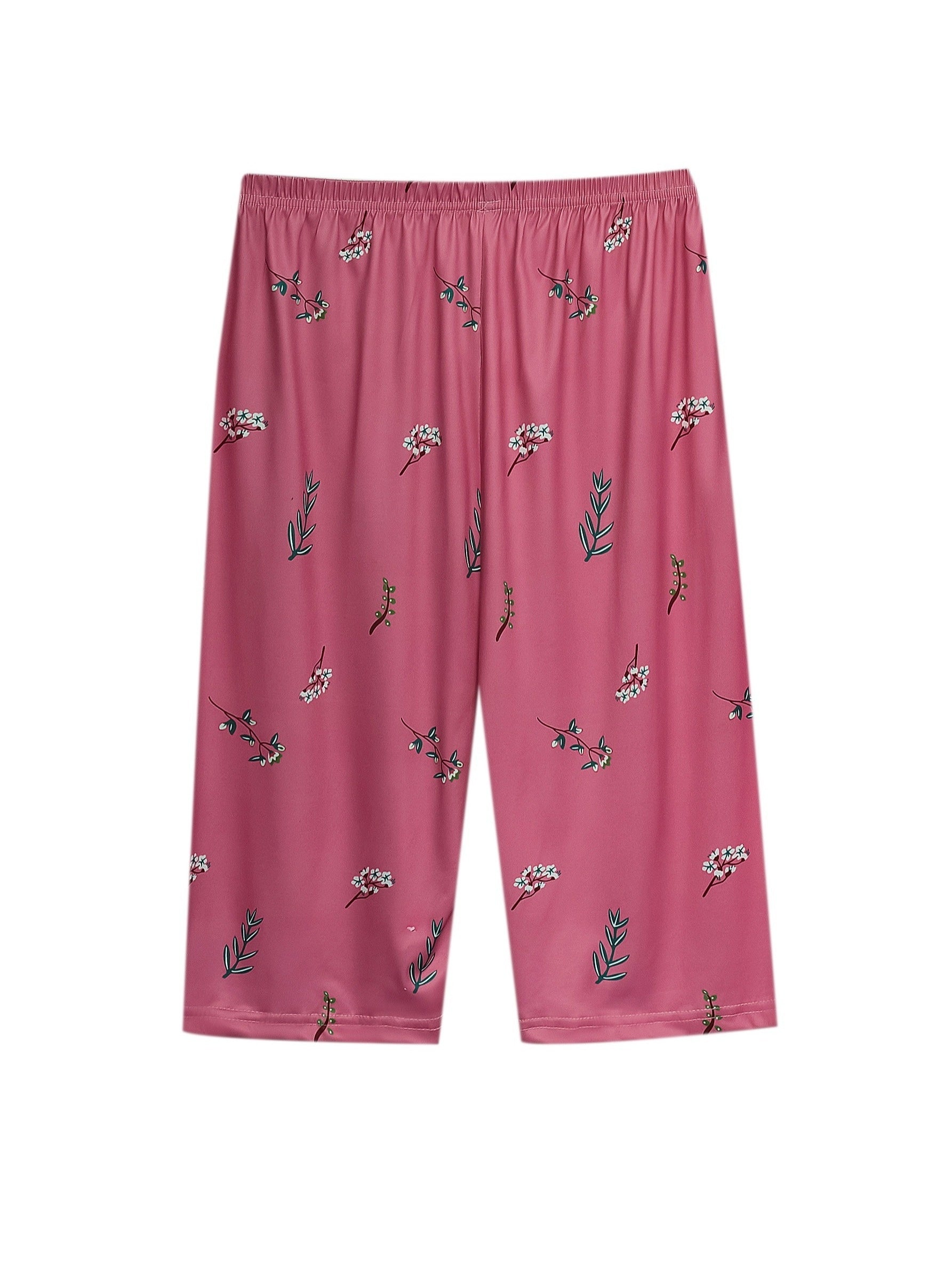 3 ta ayollar uchun plussiz o'lchamdagi gullar naqshidagi uyqu shortiklari, elastik bel va keng kesim bilan.