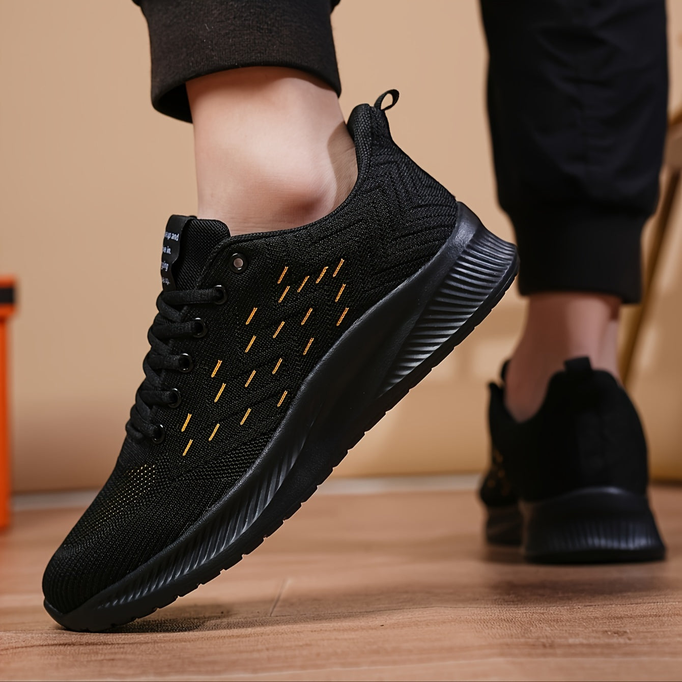 Men's Lightweight Mesh Sports Sneakers Casual Running Shoes