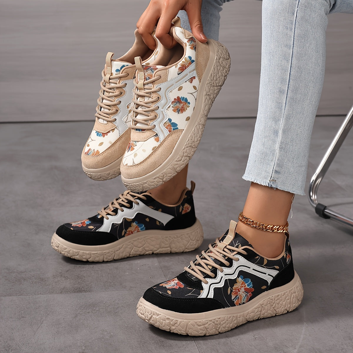 Women's Casual Floral Lace-Up Sneakers Lightweight Breathable Mesh Outdoor Shoes