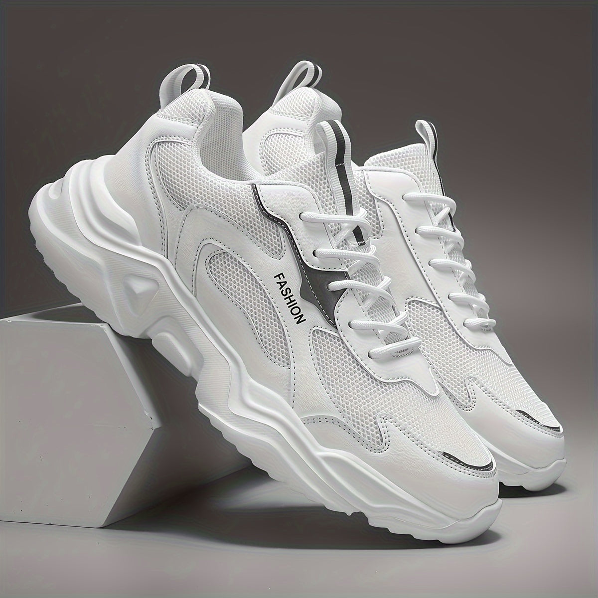 Men's Black and White Gradient Laser Pattern Sneakers Breathable Mesh Low-Top Casual Running Shoes