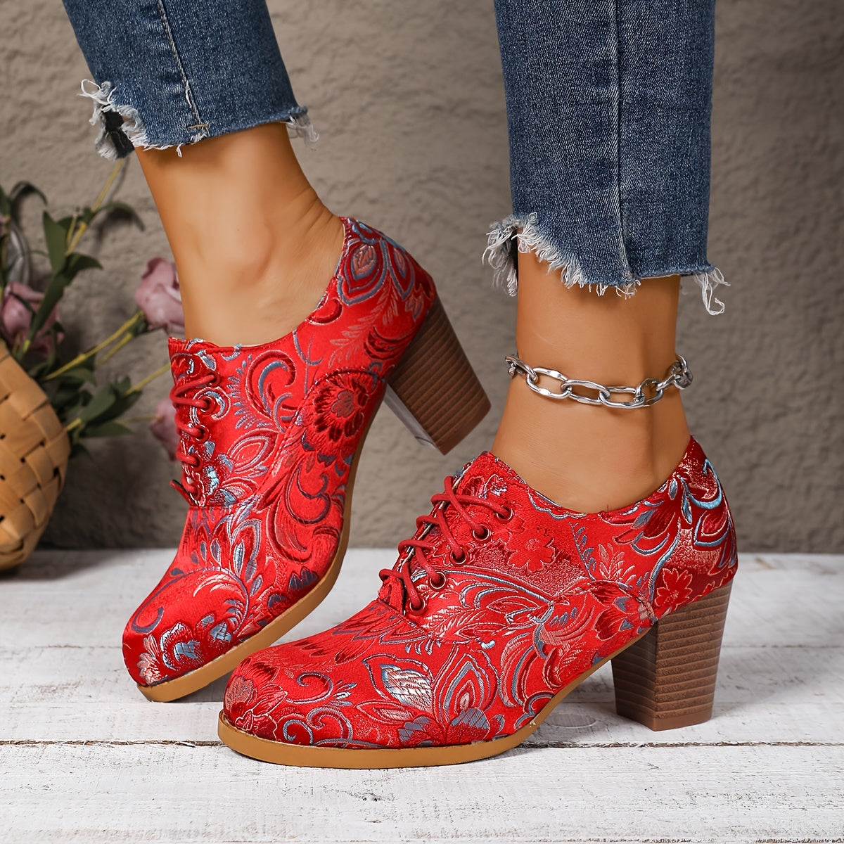 Ayollar uchun Bohemiy gul naqshli baland poshnali qattiq platformali poyabzal Qizil qora pushti sariq
