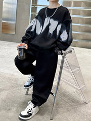 Erkaklar uchun Tasodifiy "W" Print Sweatshirt va Shimlar To'plami - Qora va Oq Harf Dizayni, Polyester Aralashmasi, Kuz/Qish Kiymish, Quvnoq Moslashuvchanlik bilan Cho'ntaklar, Tashqi Foydalanish uchun Tasodifiy Kiymish.