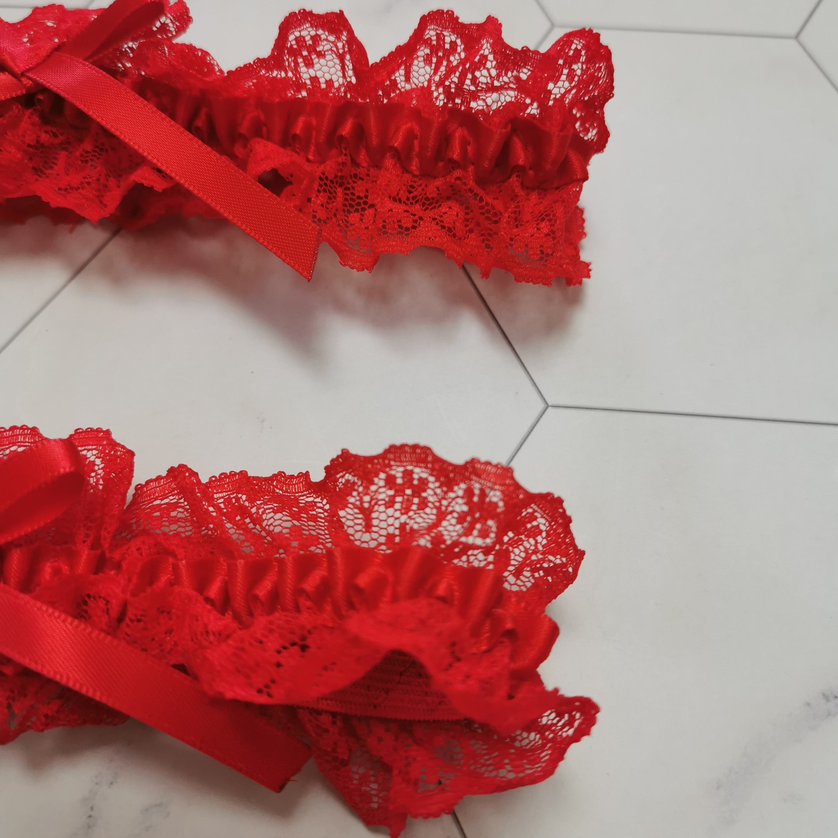 Lingerie Garter Belt Floral Lace Thigh Garter with Bow Tie Detail