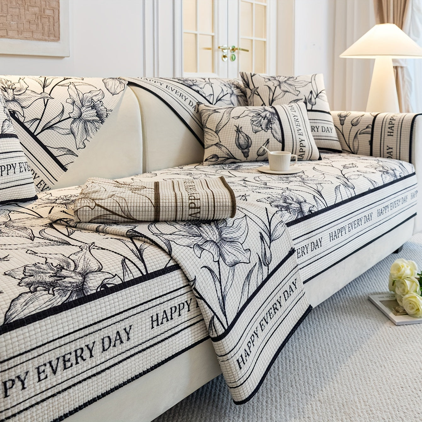 Fransuz vintage divan qoplamasi, hayvonlarga do'st, mashinada yuvish mumkin, barcha mavsumlar uchun mos qisqa plush jakard dizayni.