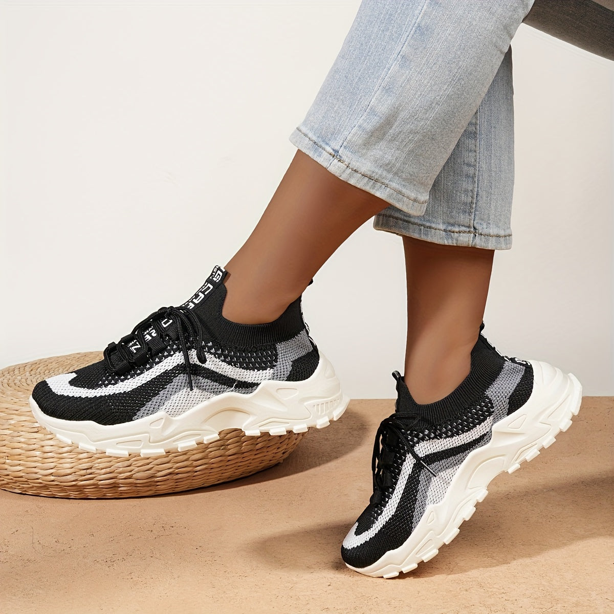Women's Mesh Platform Sneakers Casual Low Top Tennis Shoes Plus Size