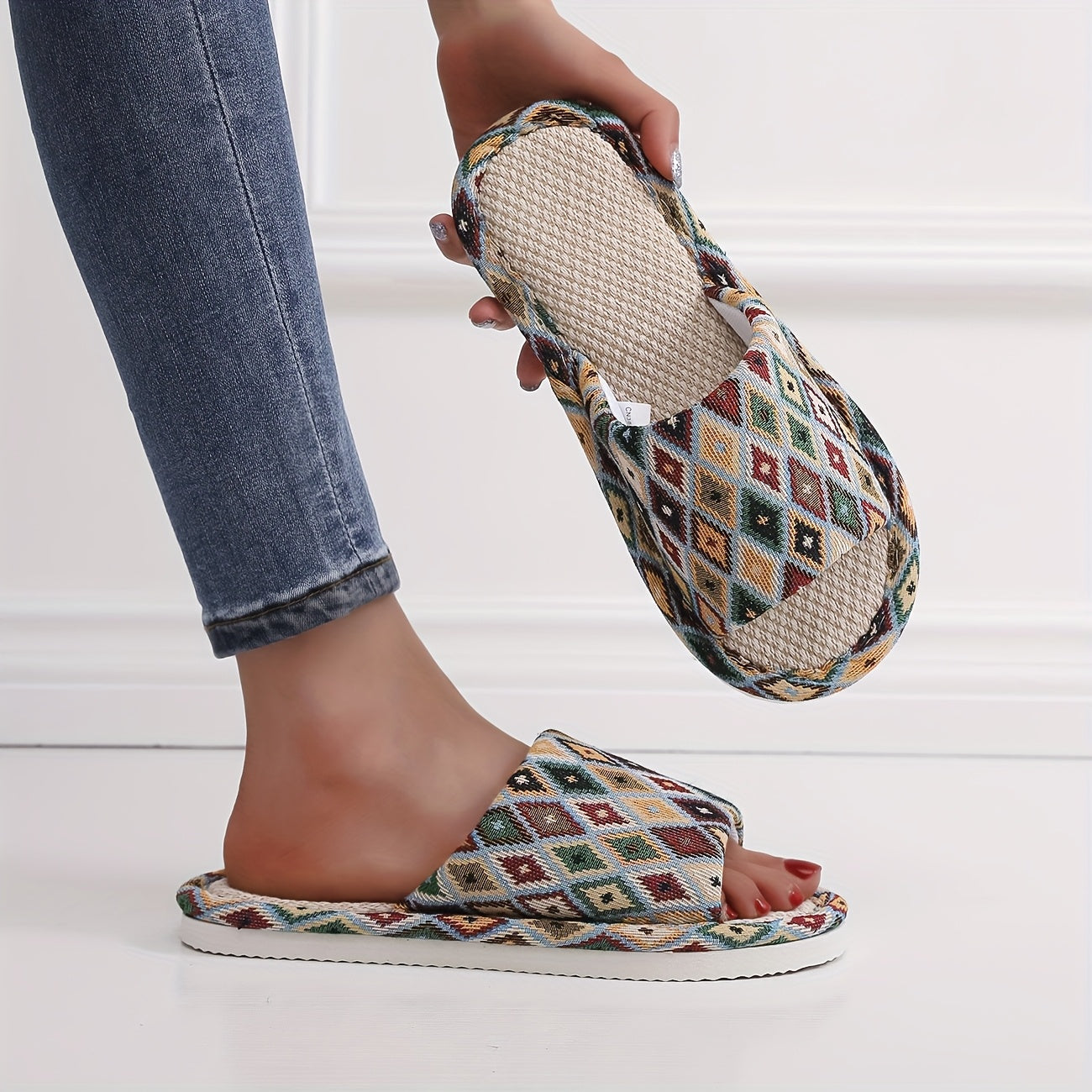 Women's Breathable Summer Slippers Non-Slip Diamond Pattern Home Use