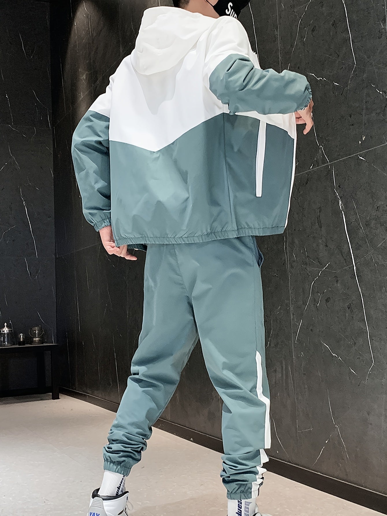 Men's Green and White Woven Polyester Sportswear Set Hooded Jacket and Pants for Running Golf Hiking