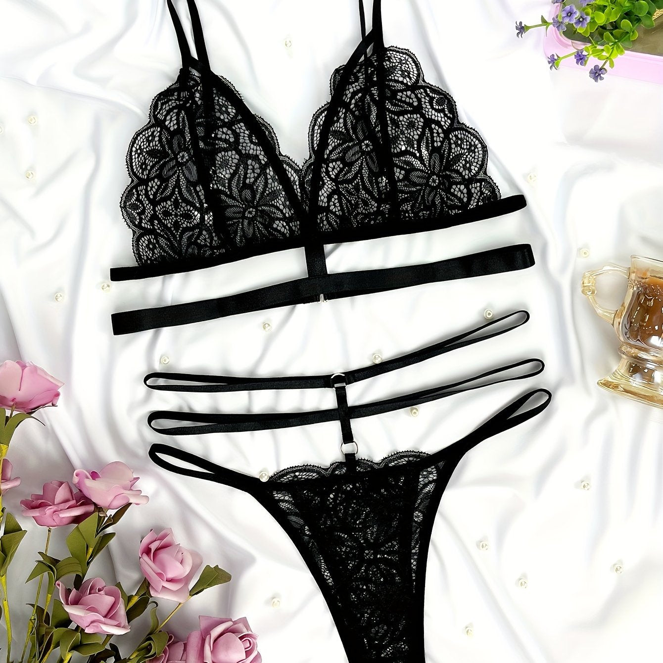 Burgundi ipak ayollar uchun jozibali ichki kiyim to'plami, ko'rinadigan brassiy va bo'sh ichki kiyimlar bilan