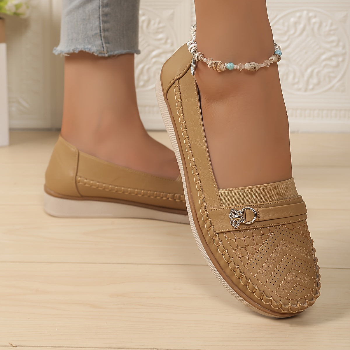Women's Slip-On Loafers PU Upper Retro Solid Color Casual Shoes