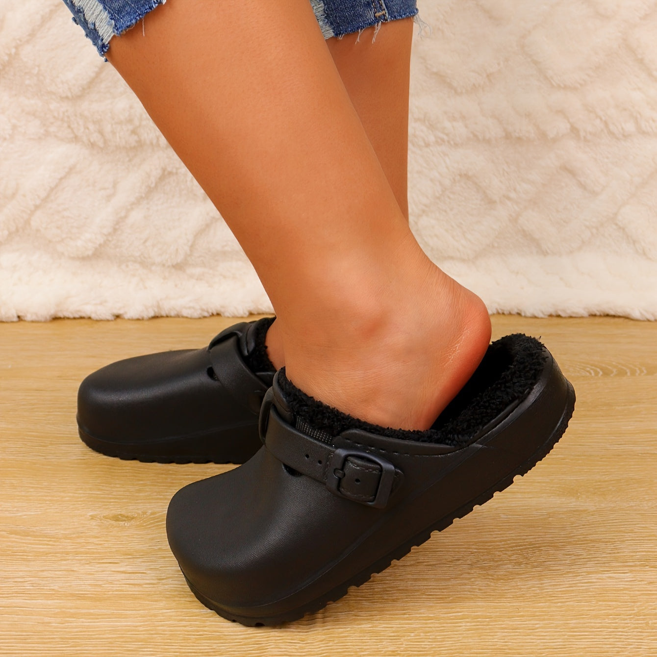 Women's Fluffy Solid Color Clogs with Thick Sole and Plush Lining