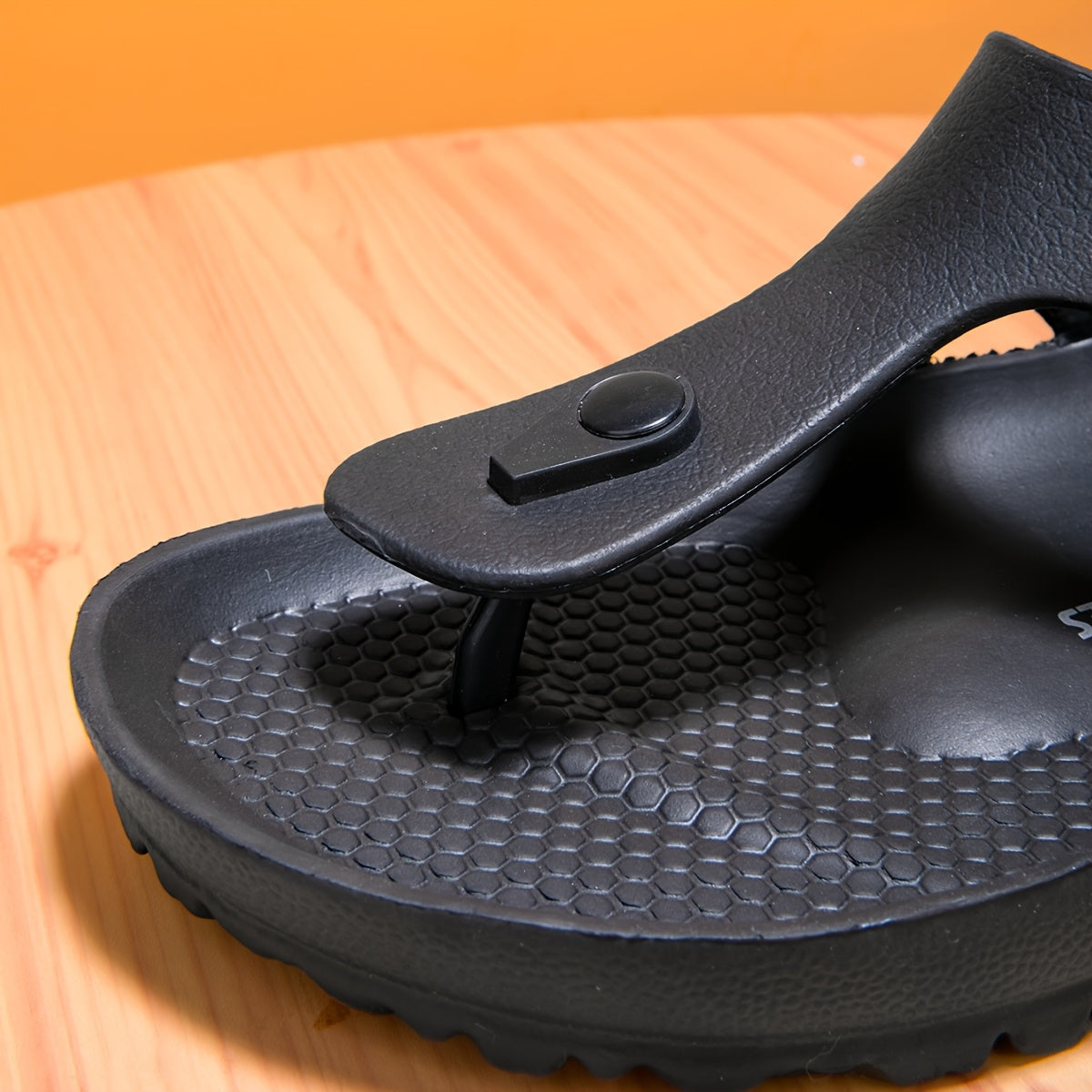 Ayollar uchun EVA slayd sandalki ochiq barmoqli T-shtrapli tekis kundalik poyabzal qora