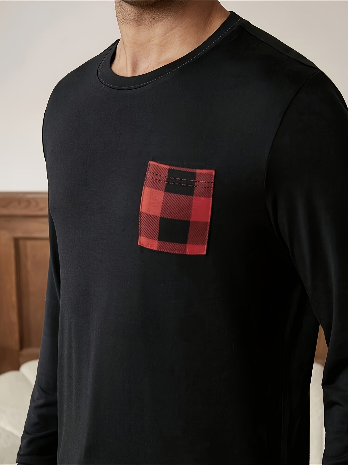 Men's Long Sleeve Plaid Pajama Set in Polyester Knit Fabric with Pockets for Fall Winter