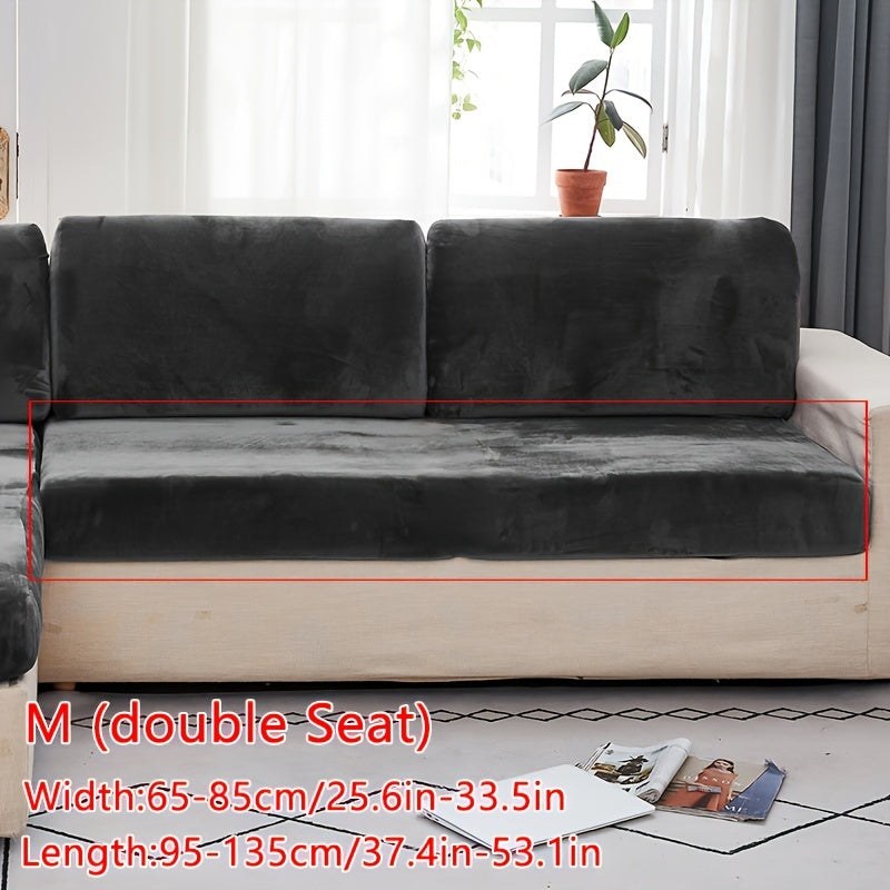 Velvet divan qoplamasi qishki iliqlik va barcha mavsumlar uchun to'liq qoplama ta'minlaydi. Cho'ziluvchan, changdan himoyalangan va elastik mato bilan tozalash oson. Orqa tayanch va yostiq qoplamasi uchun sirpanmas xususiyatlarni o'z ichiga oladi.