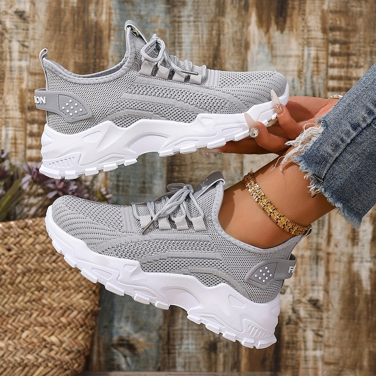 Women's Mesh Sneakers Lightweight Breathable Casual Running Shoes