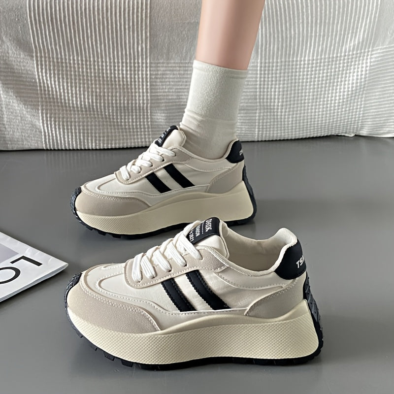 Women's Striped Low Top Athletic Sneakers Lightweight Fabric Upper PVC Sole All-Season