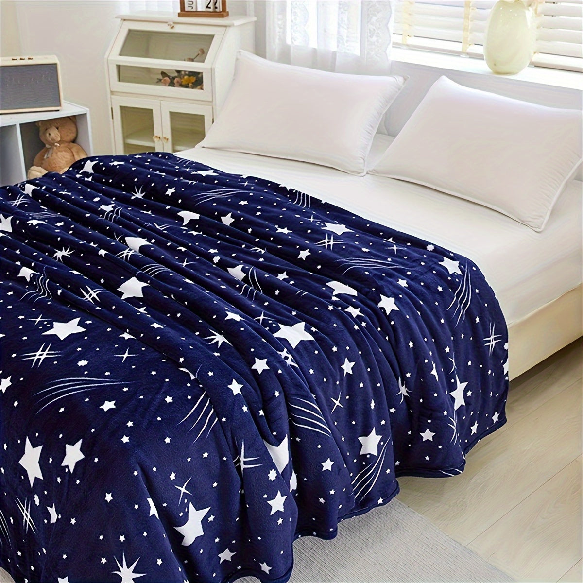 Fleece Bed Blanket with Meteor Pattern for Sofa Couch Travel and Camping