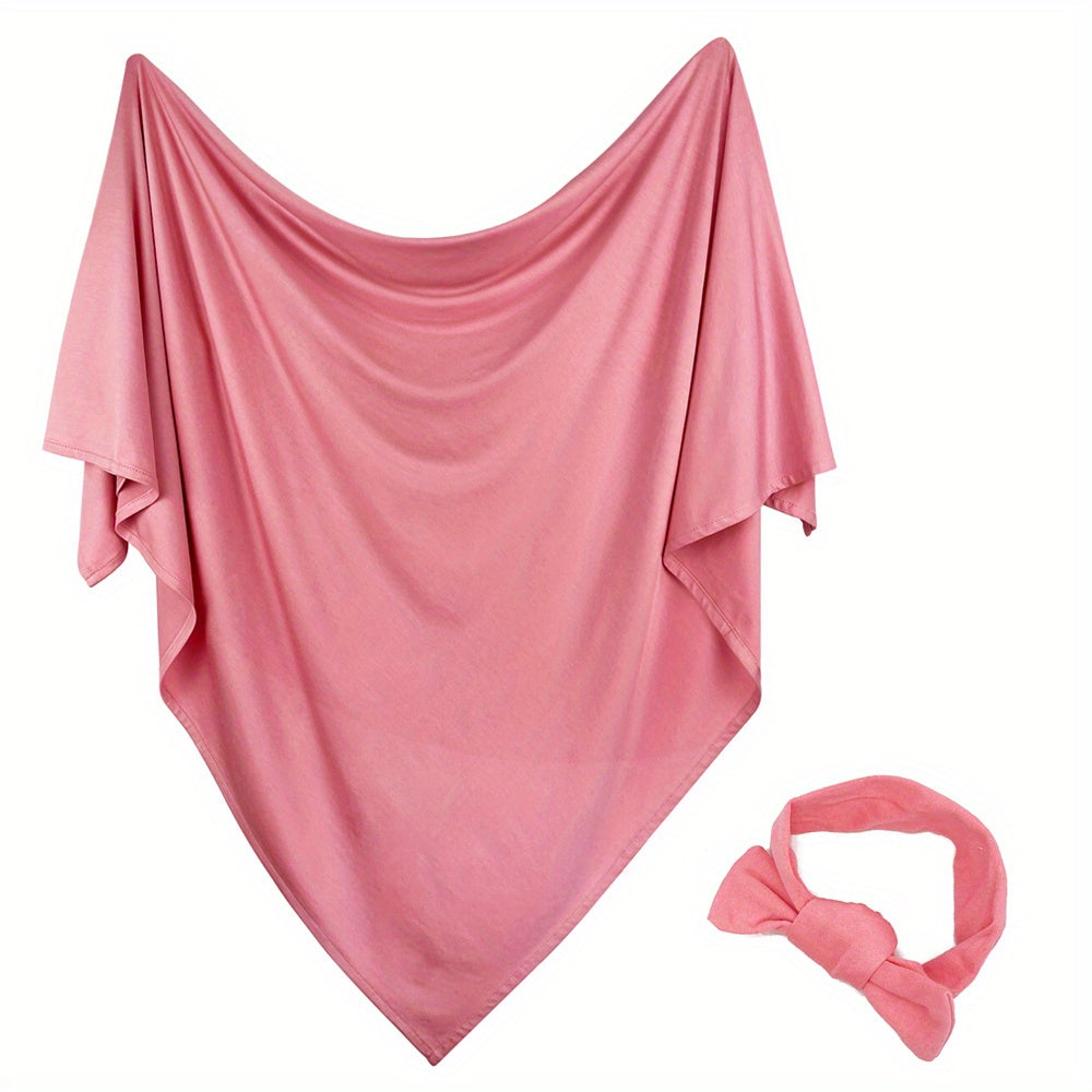 Yangi tug'ilgan chaqaloqlar uchun o'ralgan ko'ylak va shlyapa to'plami, o'g'il va qiz bolalar uchun.