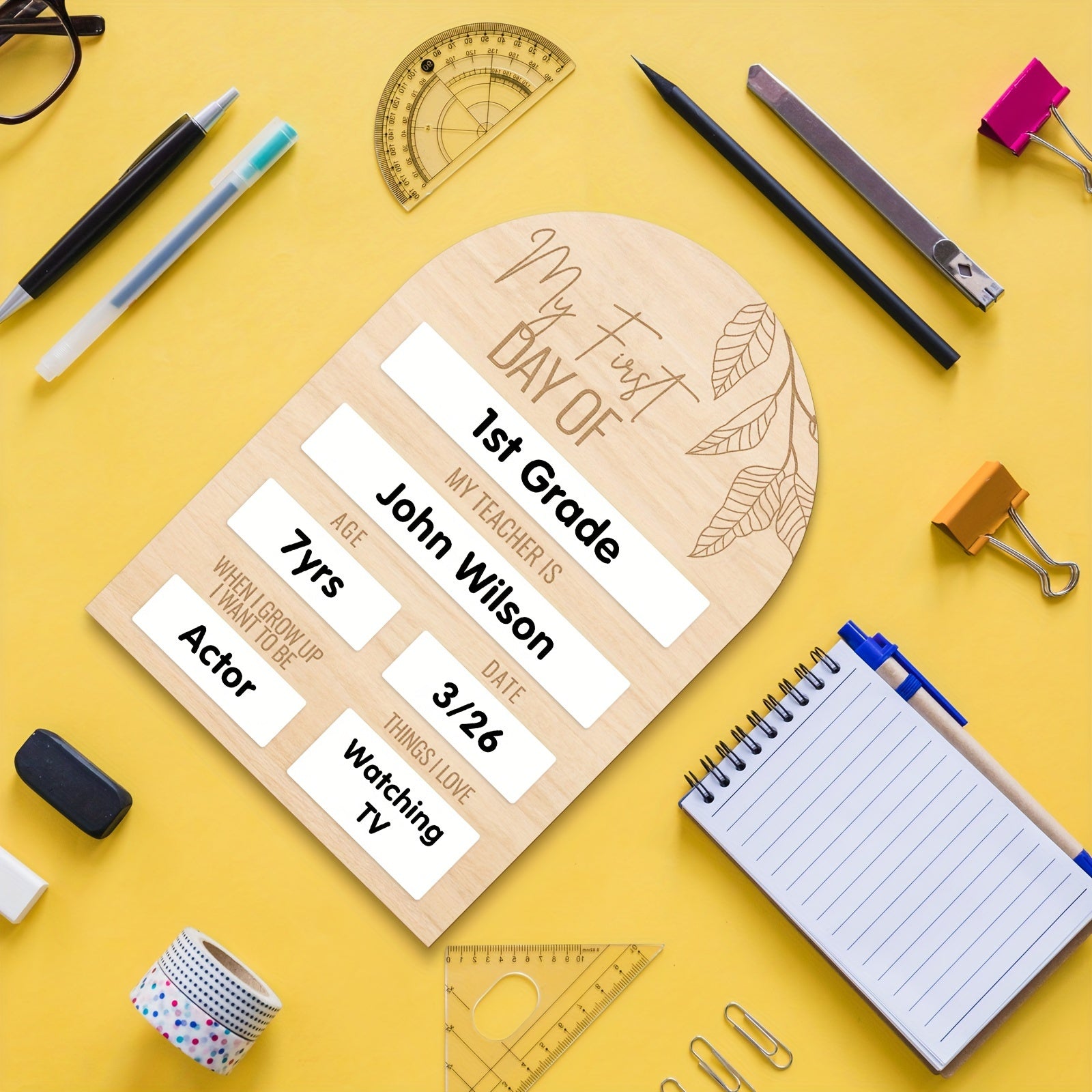 Maktabga birinchi kun xotiralari uchun yog'och mileston taxtasi, elektr energiyasi talab qilinmaydi, o'g'il va qizlar uchun maktab mavzusidagi ko'rgazma.