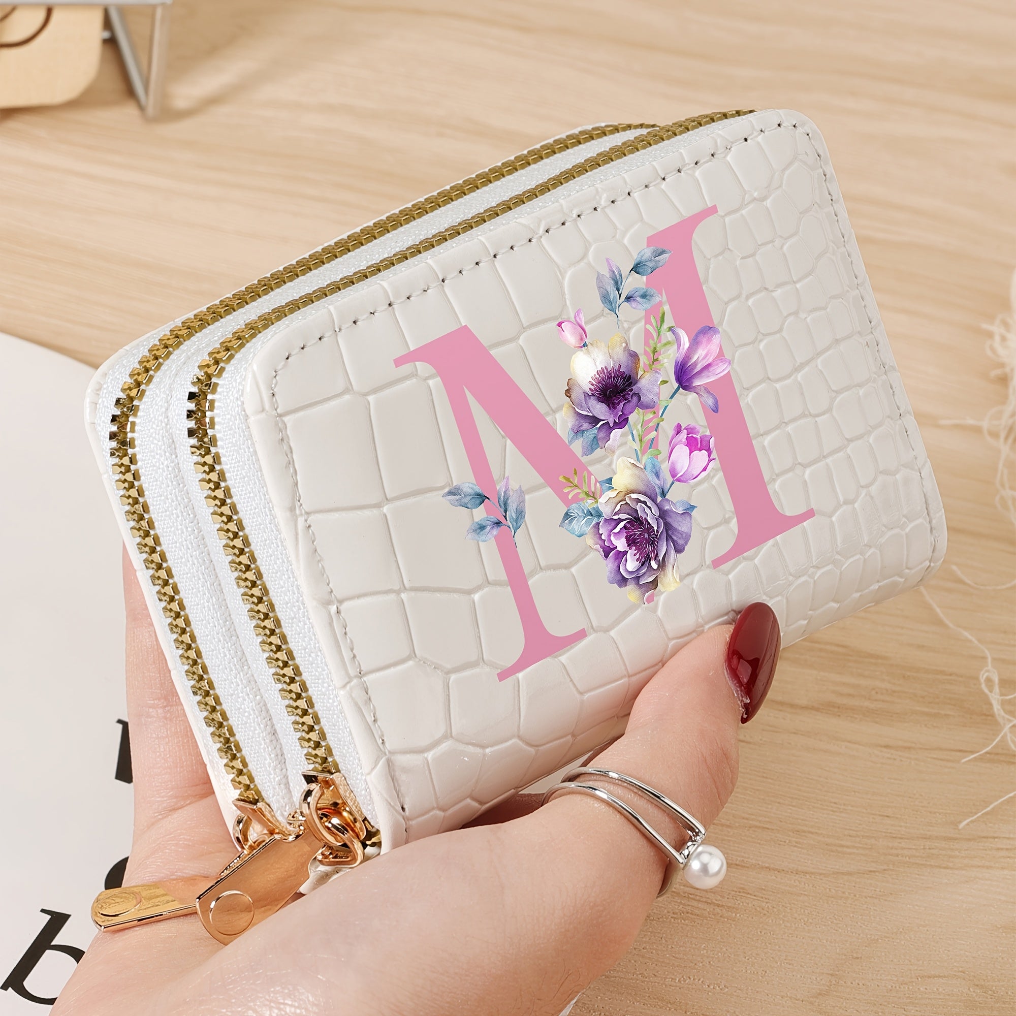 Стильный женский кошелек с крокодиловым узором и дизайном "P", сумка с двойной молнией черного, белого и розового цветов. Модная монетница для путешествий и повседневного использования, школьный аксессуар с текстурой.