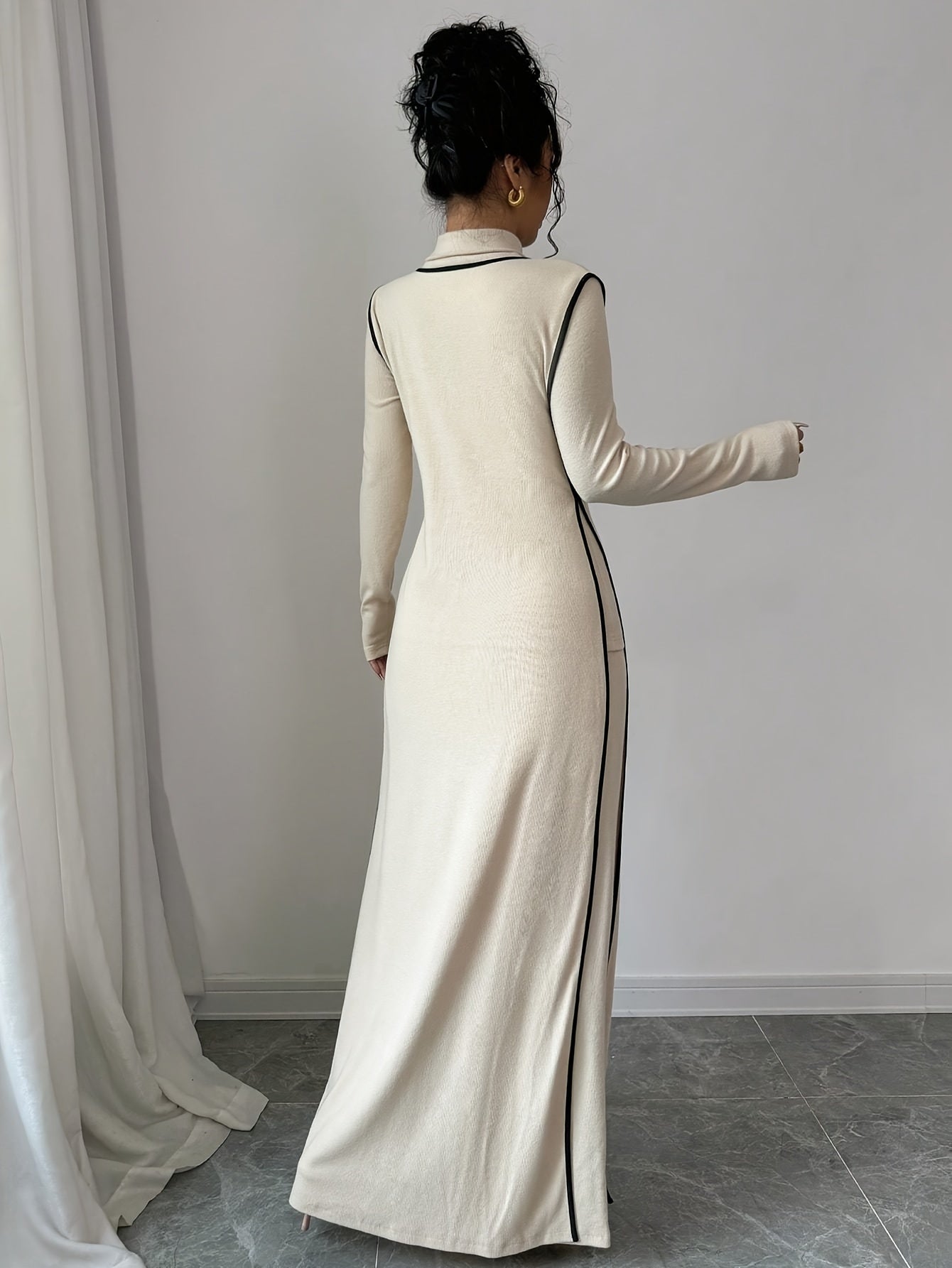 Conjunto elegante de punto para mujer con top de manga larga, pantalones ajustados y abrigo sin mangas