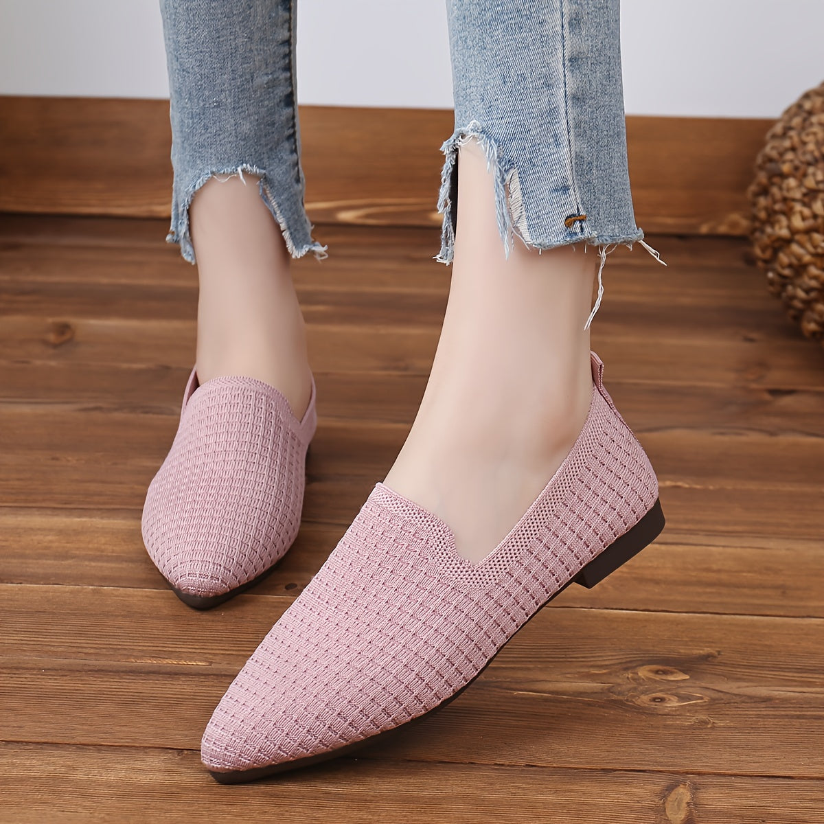 Women’s Breathable Fabric Flat Shoes Casual Pointed Toe Loafers